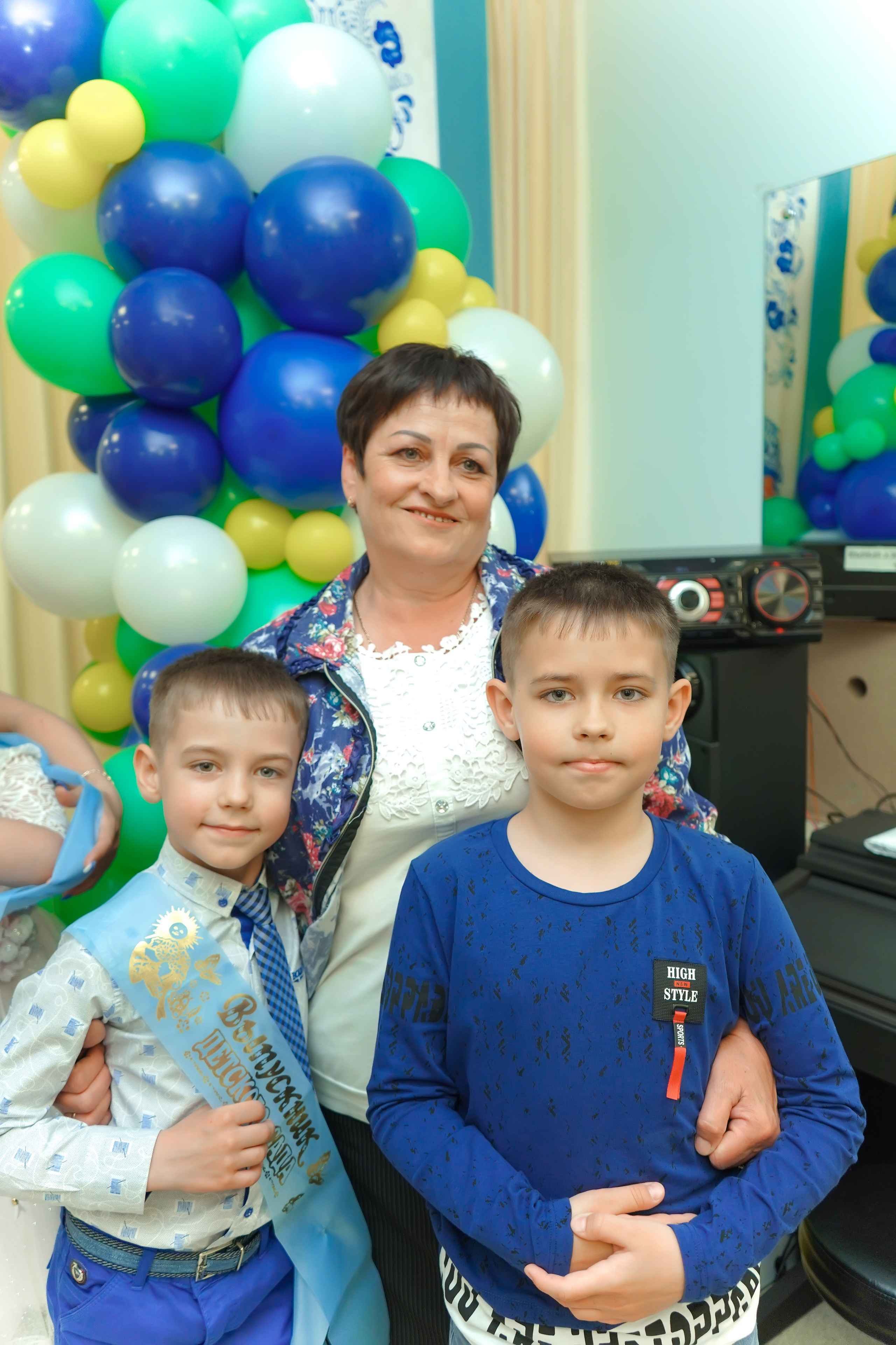 Фотосъемка видеосъёмка фотограф видеооператор новогодних утренников  в. Фотограф, видеооператор Нина Коршунова