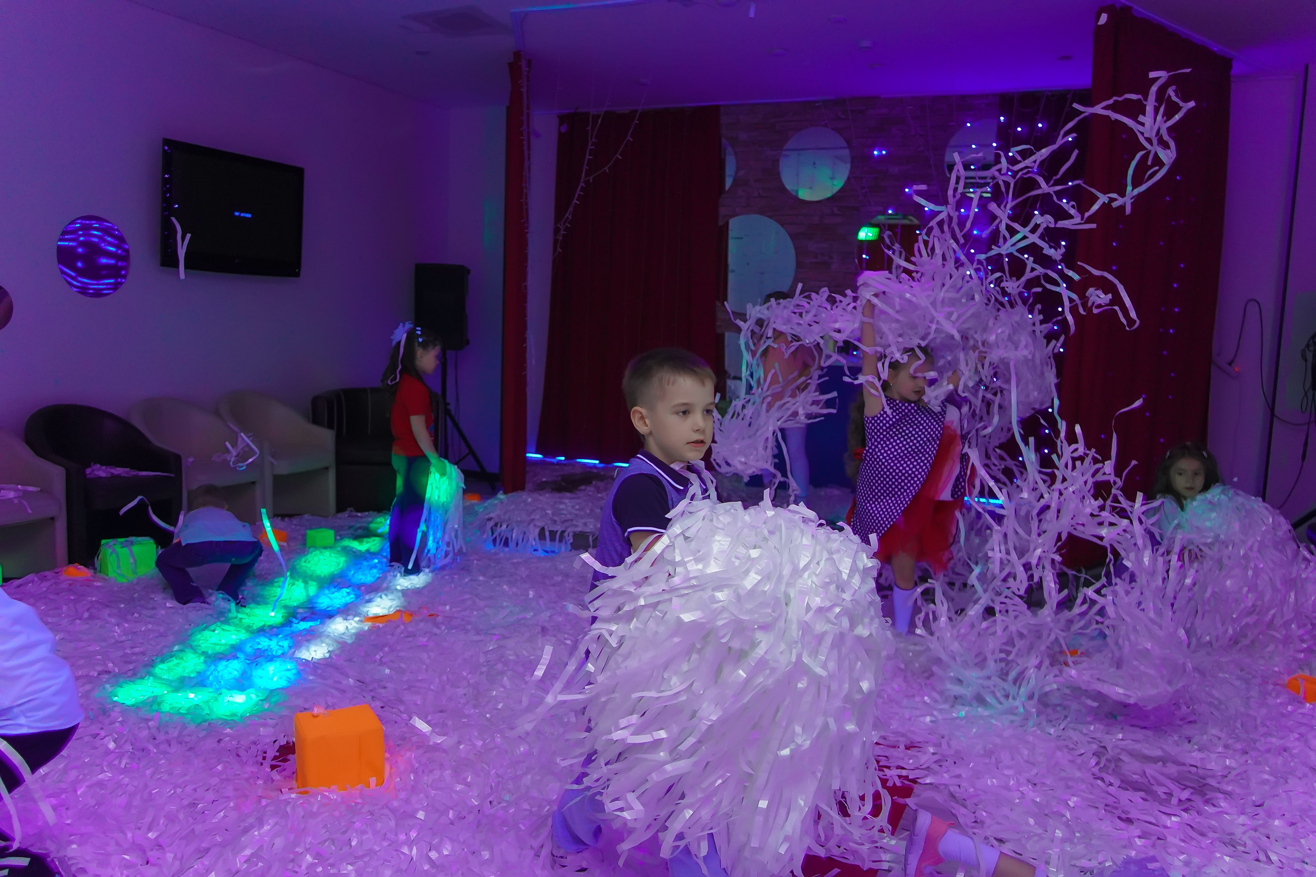 Фотосъемка видеосъёмка фотограф видеооператор новогодних утренников  в. Фотограф, видеооператор Нина Коршунова