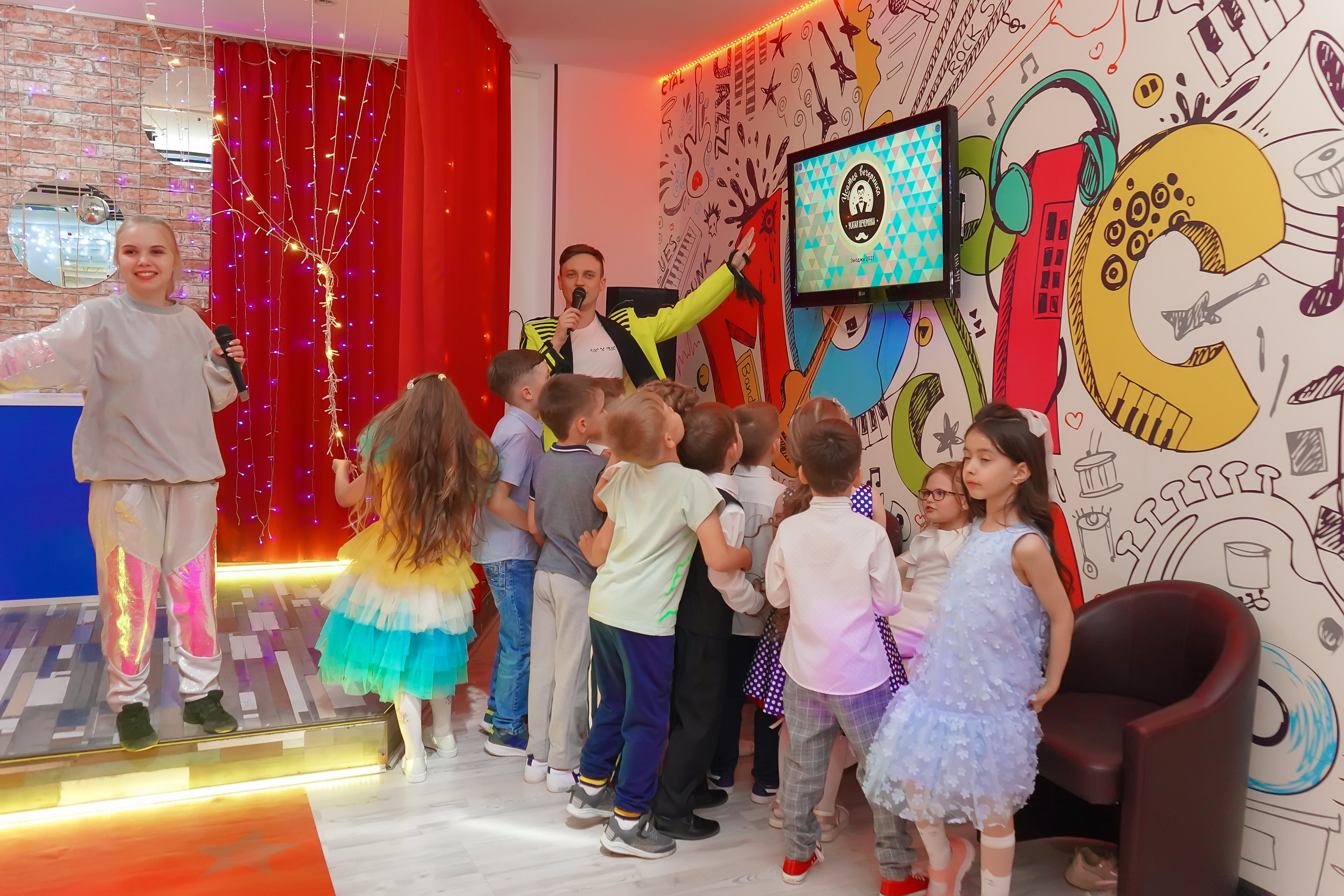 Фотосъемка видеосъёмка фотограф видеооператор новогодних утренников  в. Фотограф, видеооператор Нина Коршунова