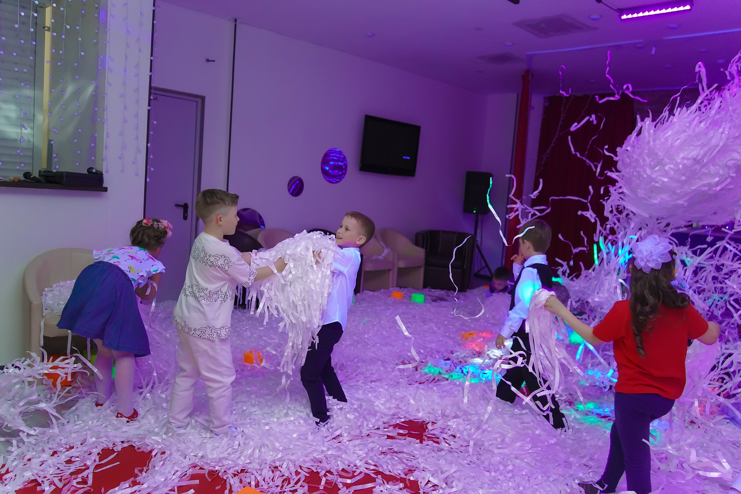 Фотосъемка видеосъёмка фотограф видеооператор новогодних утренников  в. Фотограф, видеооператор Нина Коршунова