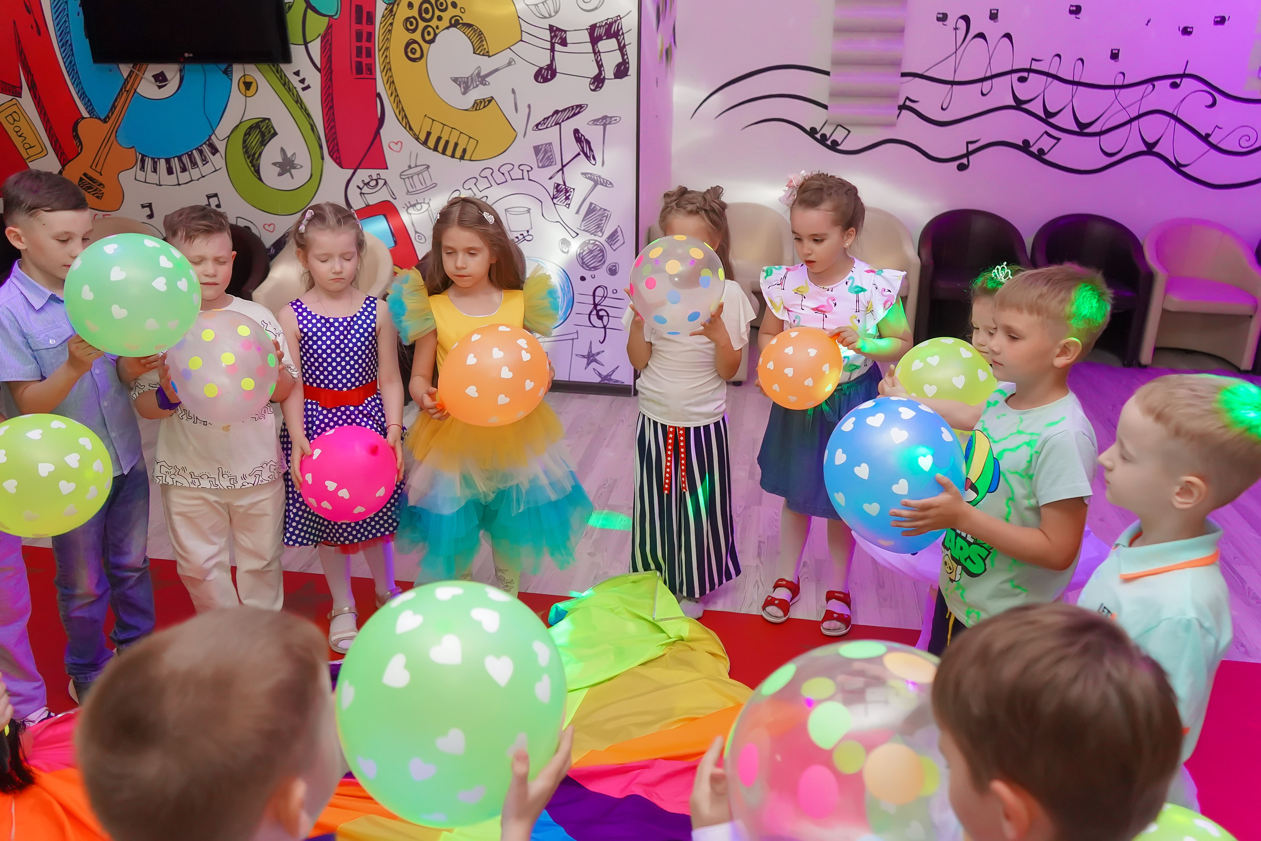 Фотосъемка видеосъёмка фотограф видеооператор новогодних утренников  в. Фотограф, видеооператор Нина Коршунова