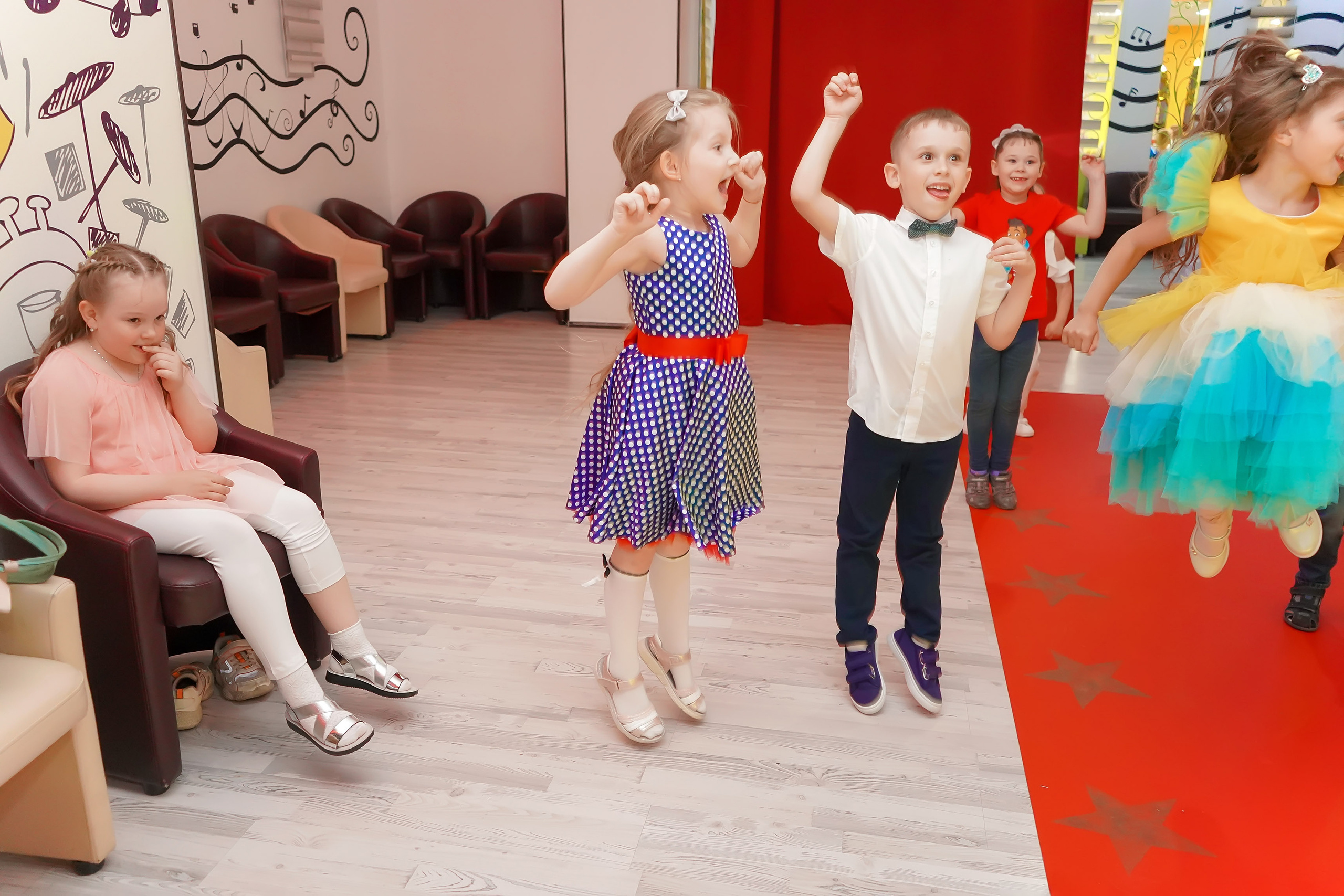 Фотосъемка видеосъёмка фотограф видеооператор новогодних утренников  в. Фотограф, видеооператор Нина Коршунова