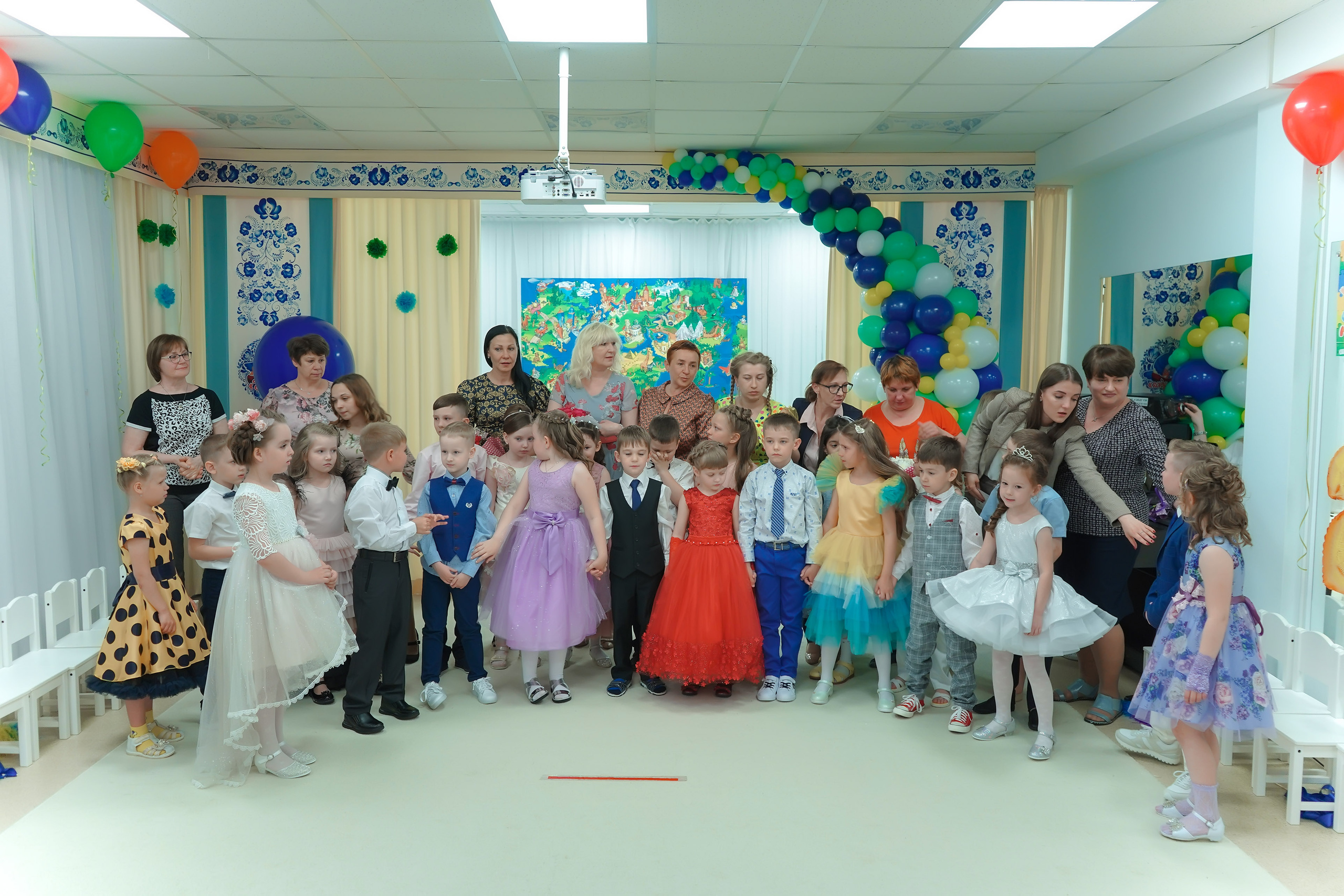 Фотосъемка видеосъёмка фотограф видеооператор новогодних утренников  в. Фотограф, видеооператор Нина Коршунова