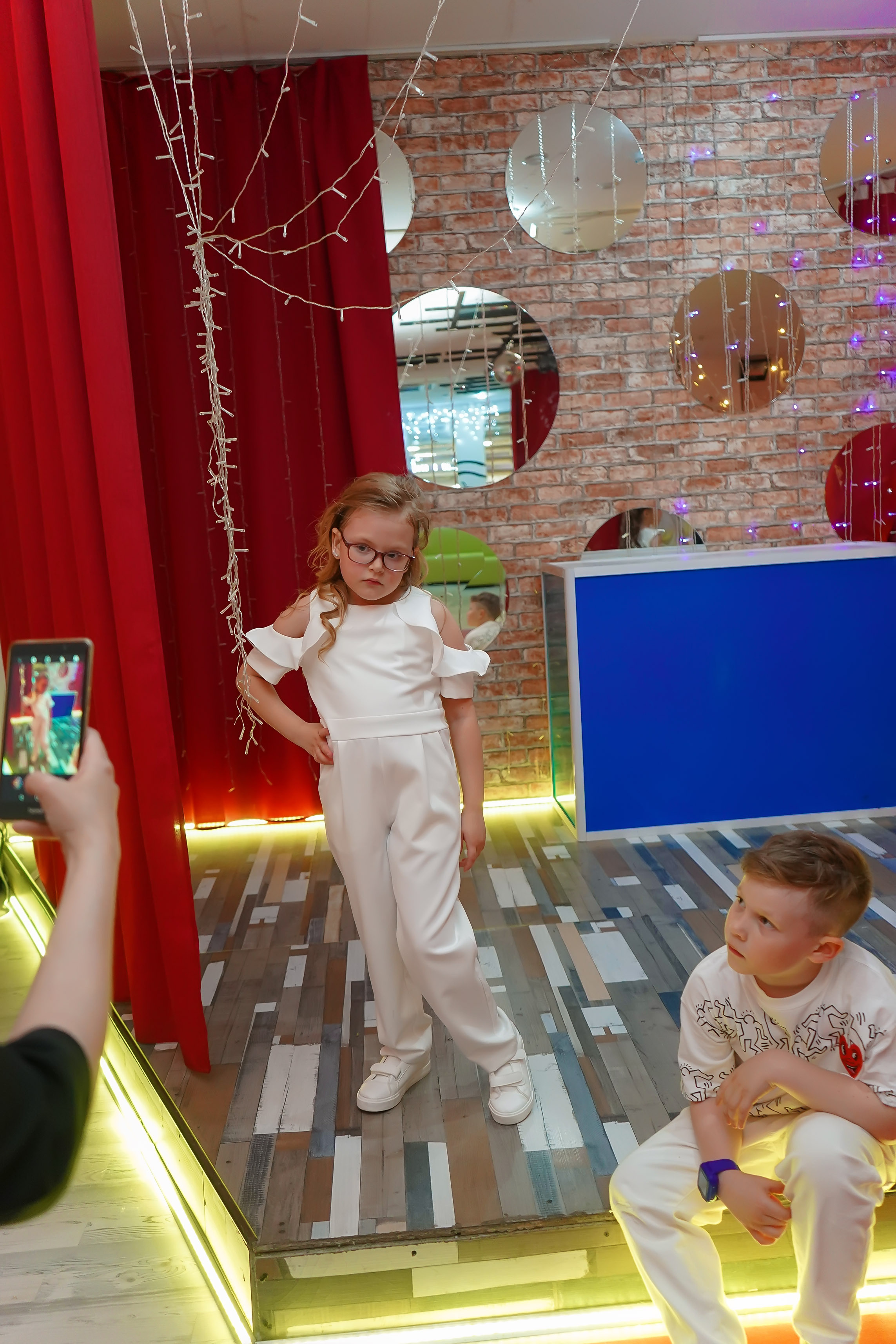 Фотосъемка видеосъёмка фотограф видеооператор новогодних утренников  в. Фотограф, видеооператор Нина Коршунова