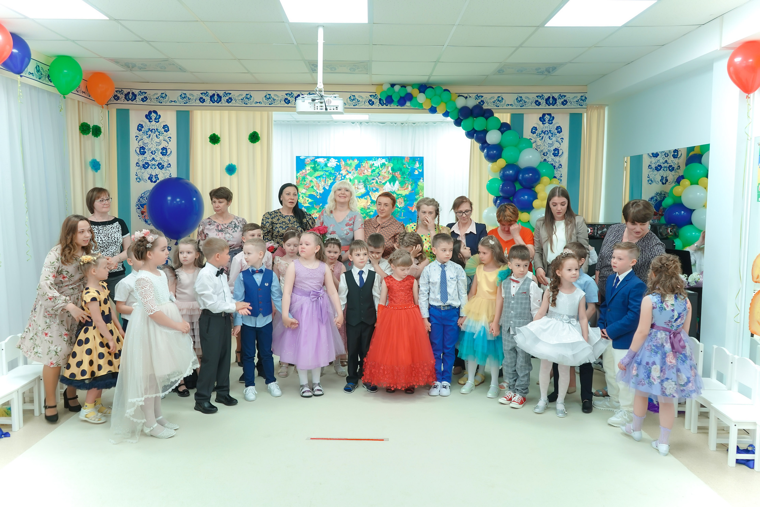 Фотосъемка видеосъёмка фотограф видеооператор новогодних утренников  в. Фотограф, видеооператор Нина Коршунова