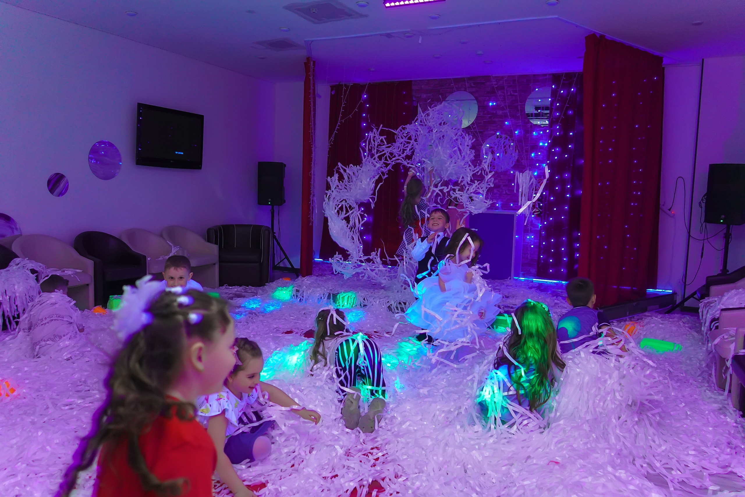 Фотосъемка видеосъёмка фотограф видеооператор новогодних утренников  в. Фотограф, видеооператор Нина Коршунова