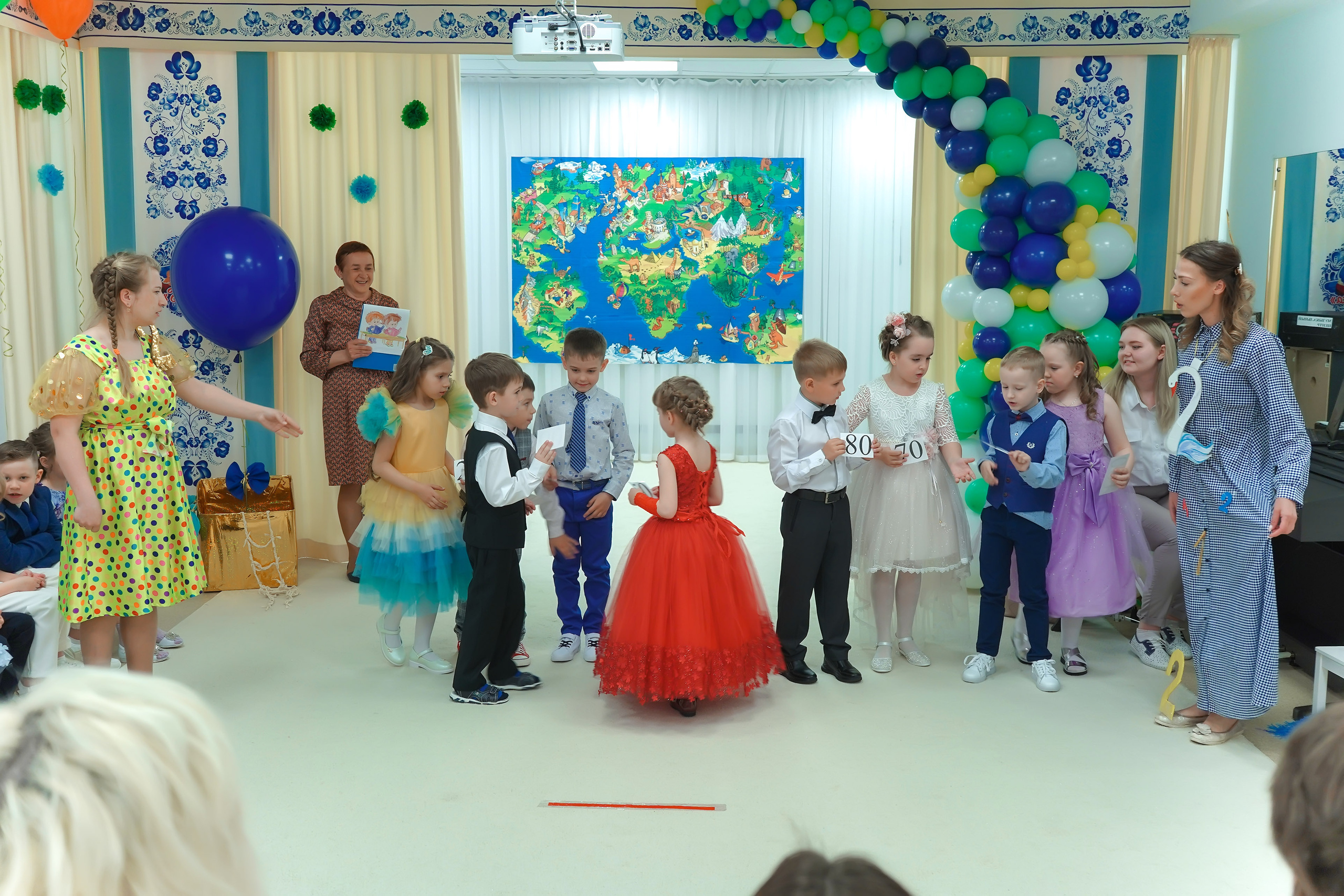 Фотосъемка видеосъёмка фотограф видеооператор новогодних утренников  в. Фотограф, видеооператор Нина Коршунова