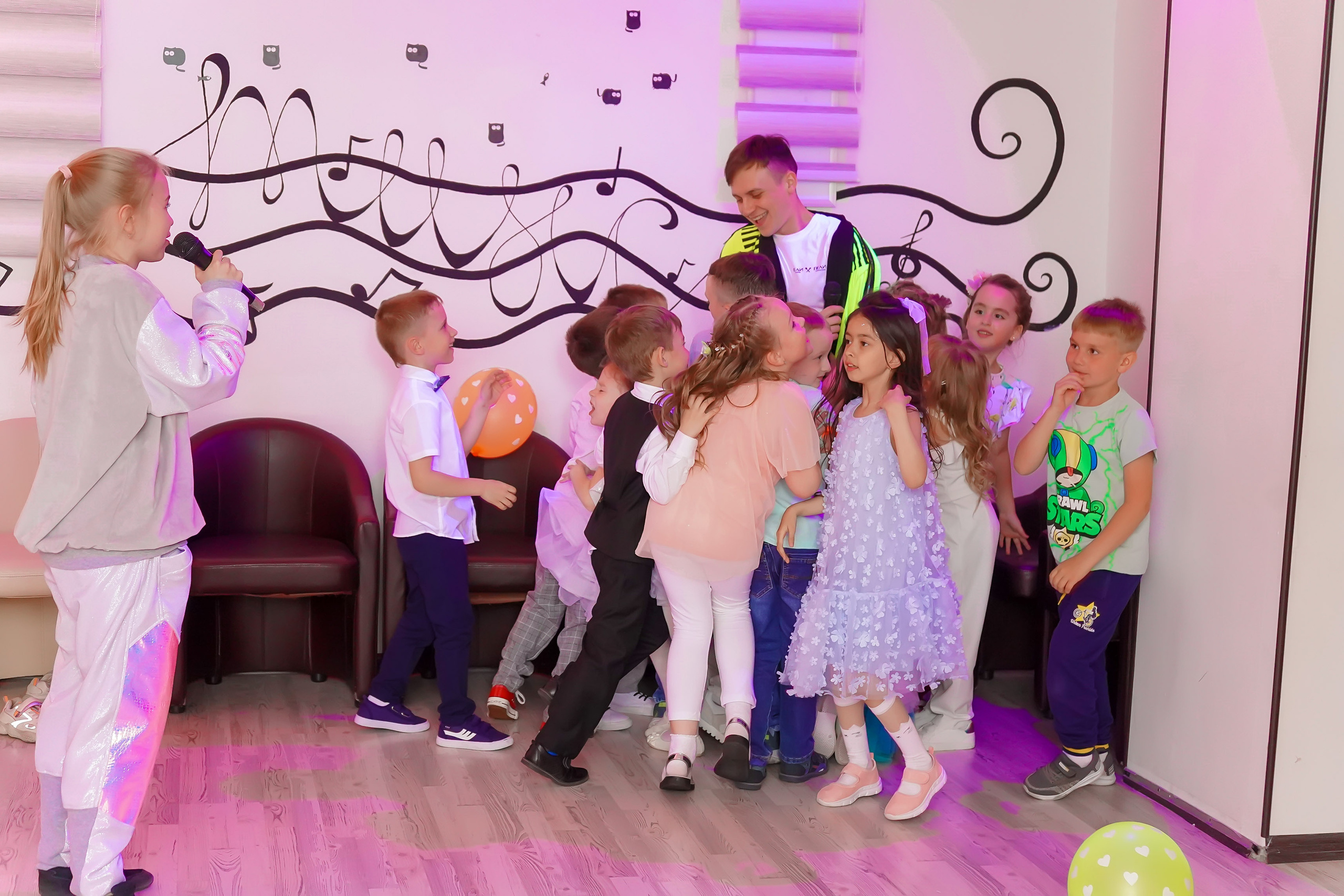 Фотосъемка видеосъёмка фотограф видеооператор новогодних утренников  в. Фотограф, видеооператор Нина Коршунова