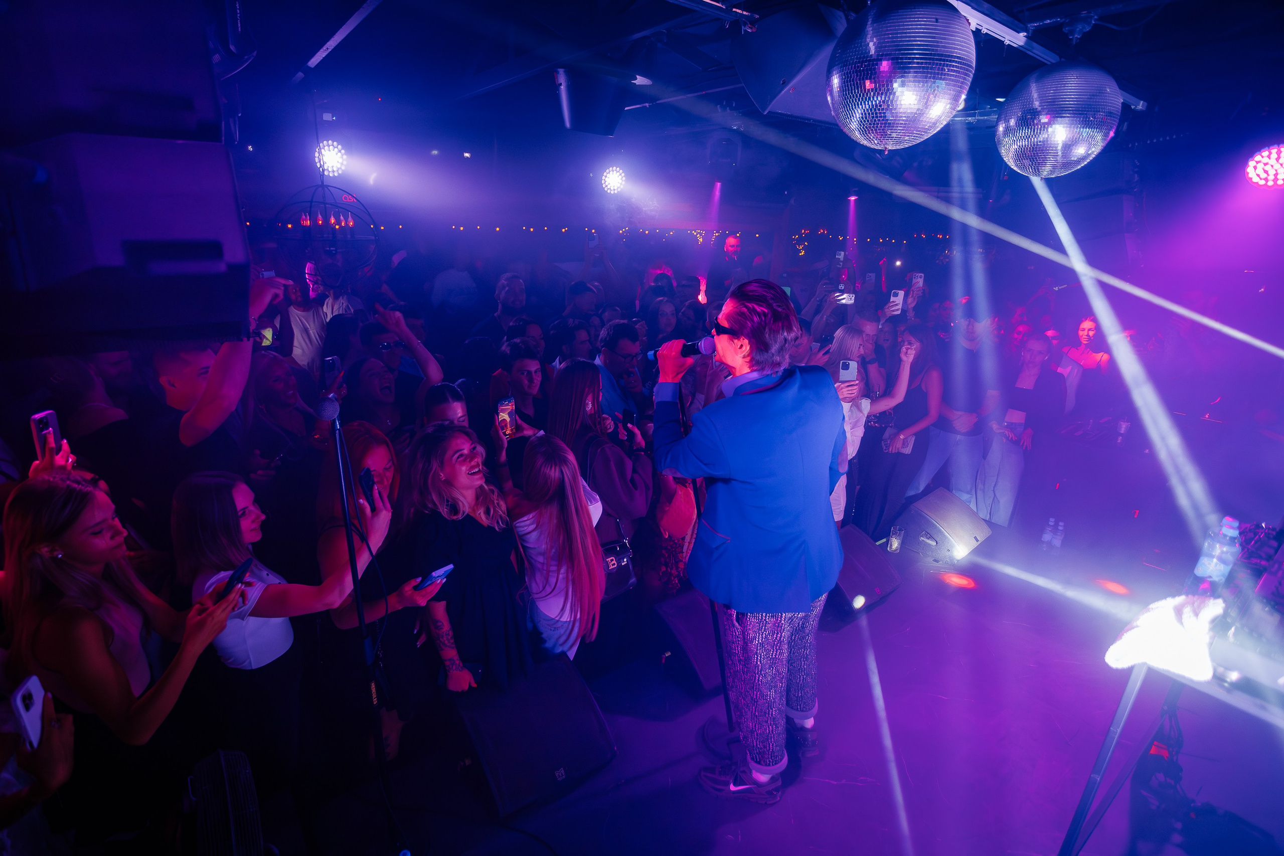 «КРАВЦ"_Чайка на пляже_Ялта_27.08.2025 г. Аминов Руслан | Фотограф