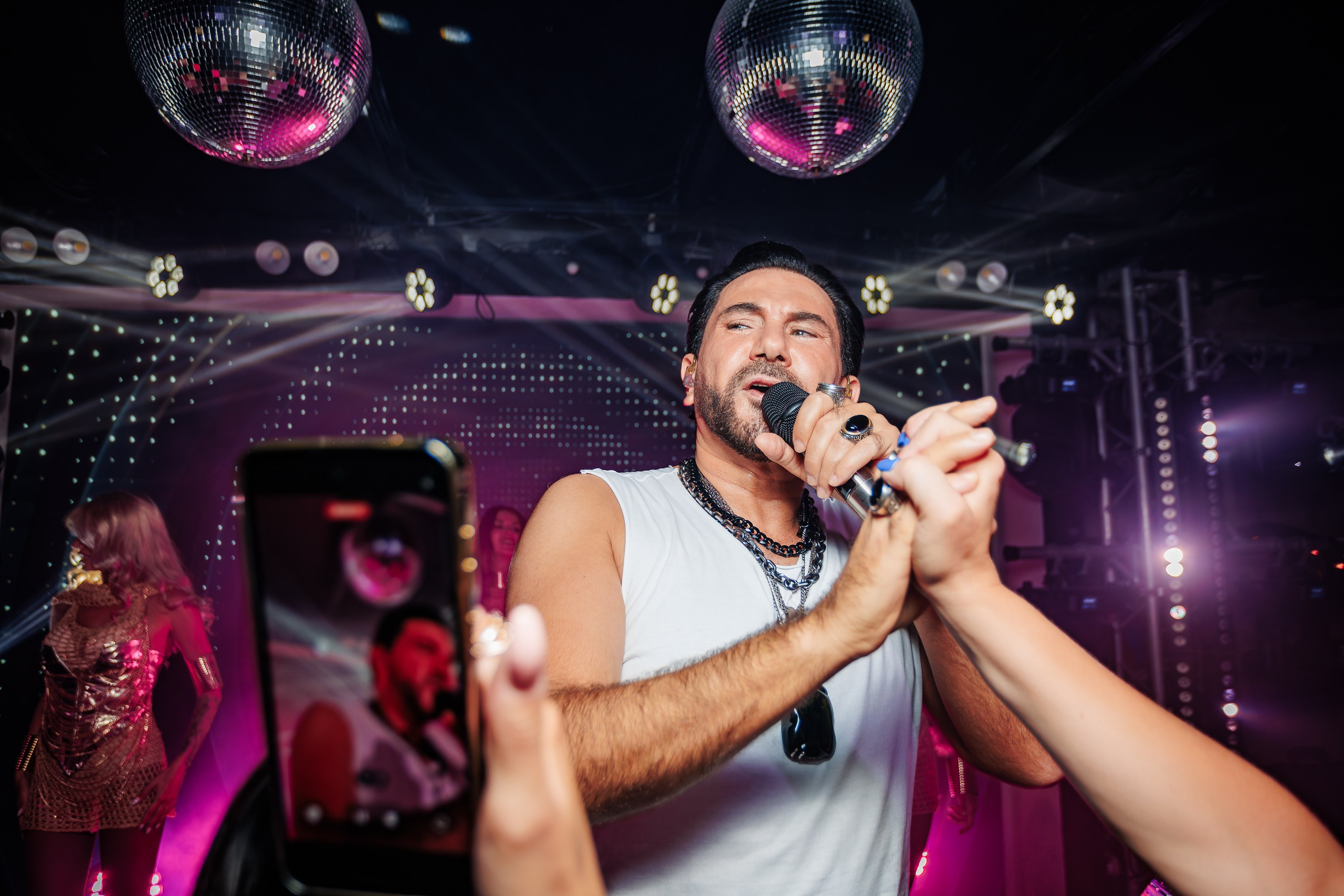 «АВРААМ РУССО"_Чайка на пляже_Ялта_21.06.2025. Аминов Руслан | Фотограф