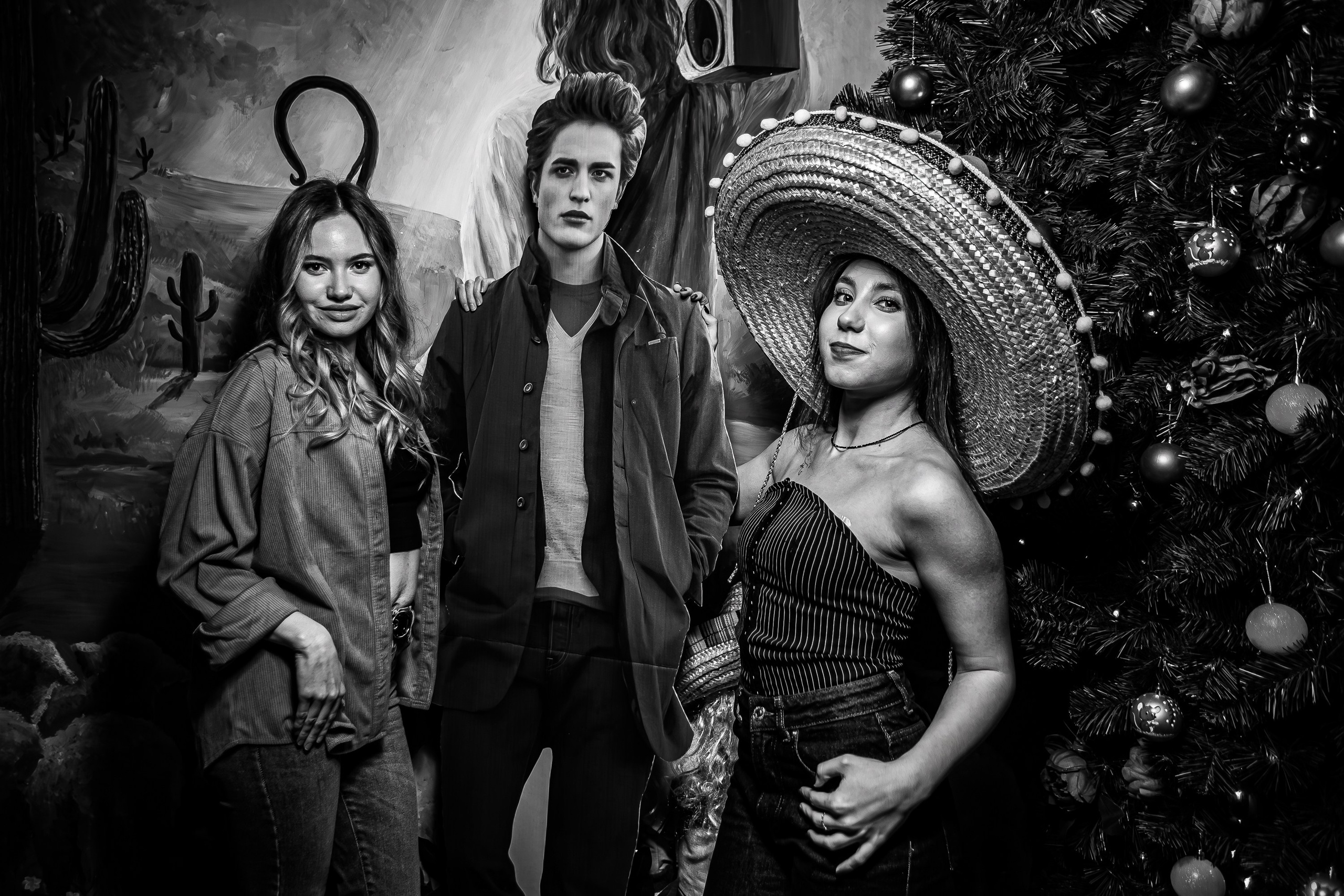 Пятница 13. Сумерки_El Pastor_Симферополь_13.12.2024. Аминов Руслан | Фотограф