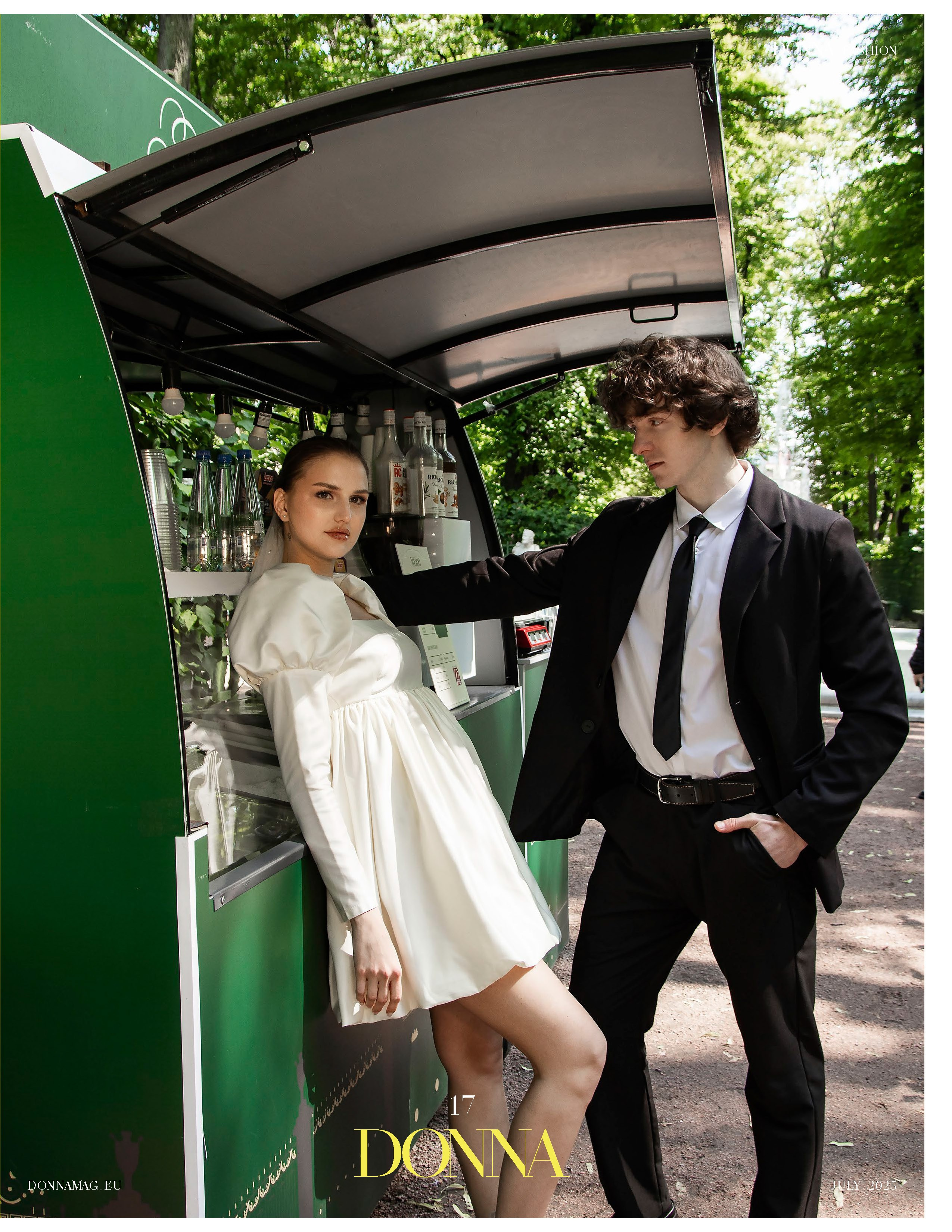 Лето в Летнем саду на обложке журнала DONNA. Портретный фотограф в Санкт-Петербурге Савельева Ольга