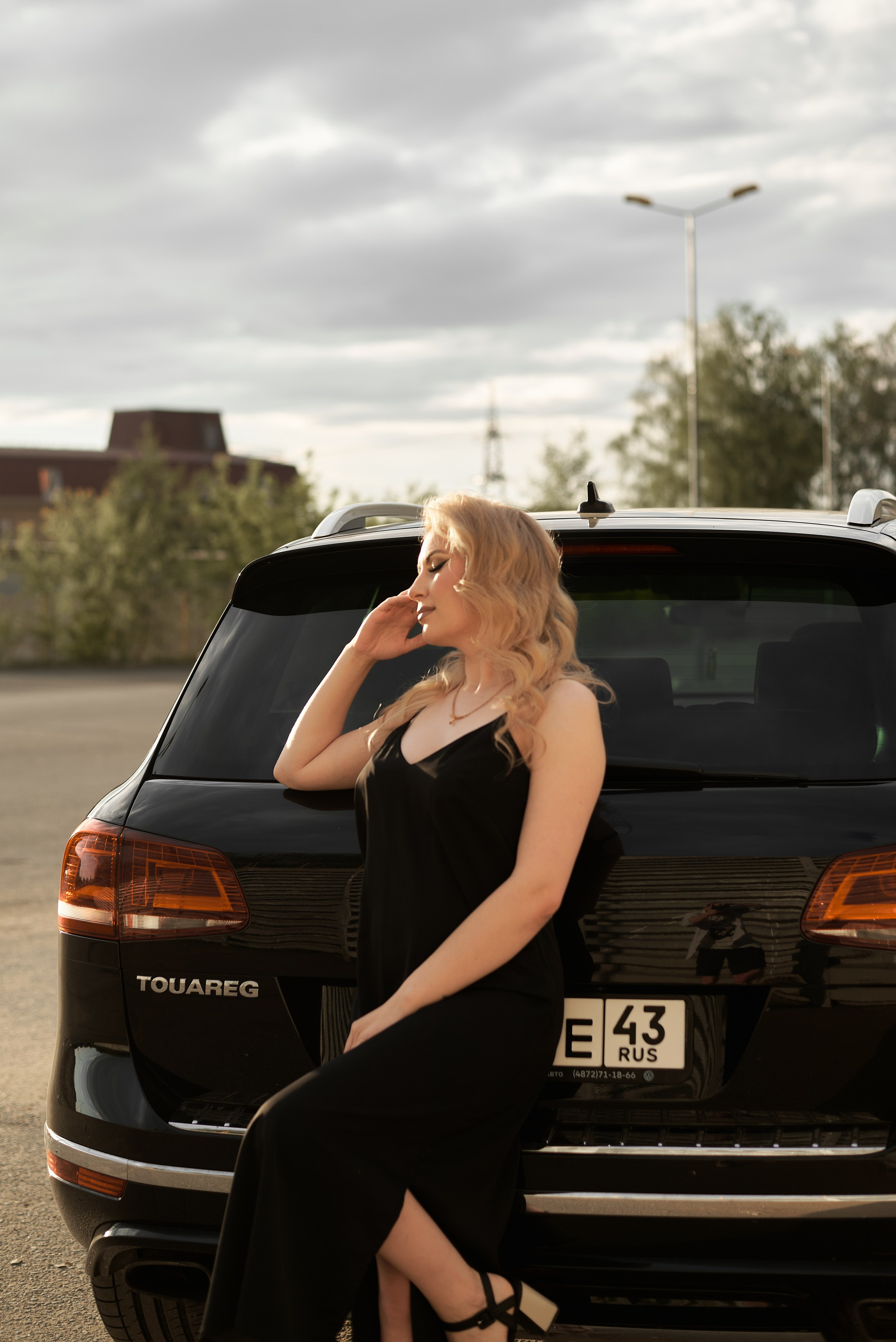 Наталья — Black dress & Black car. Photographer Bangkok — Pattaya | фотограф Бангкок — Паттайа