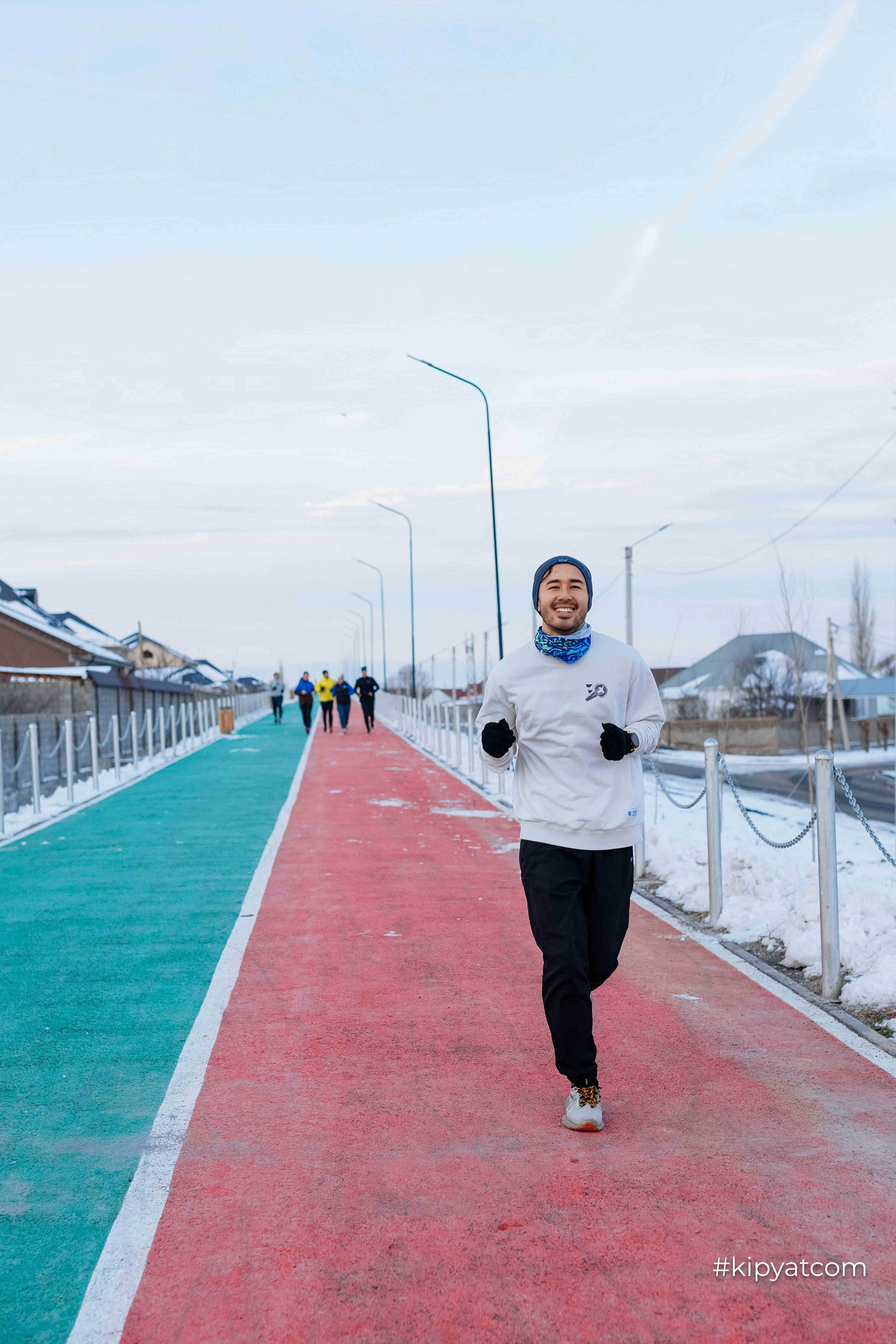 RUNHARD BY SPORTNATION