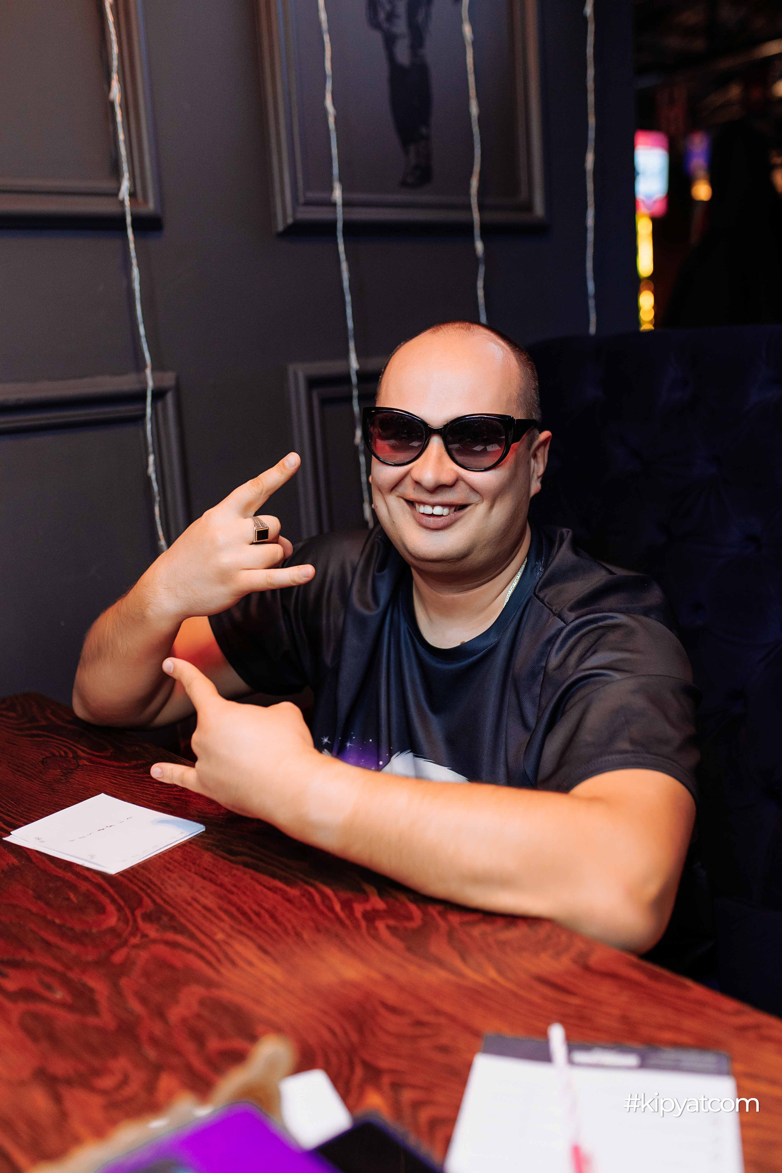 Эйнштейн Party