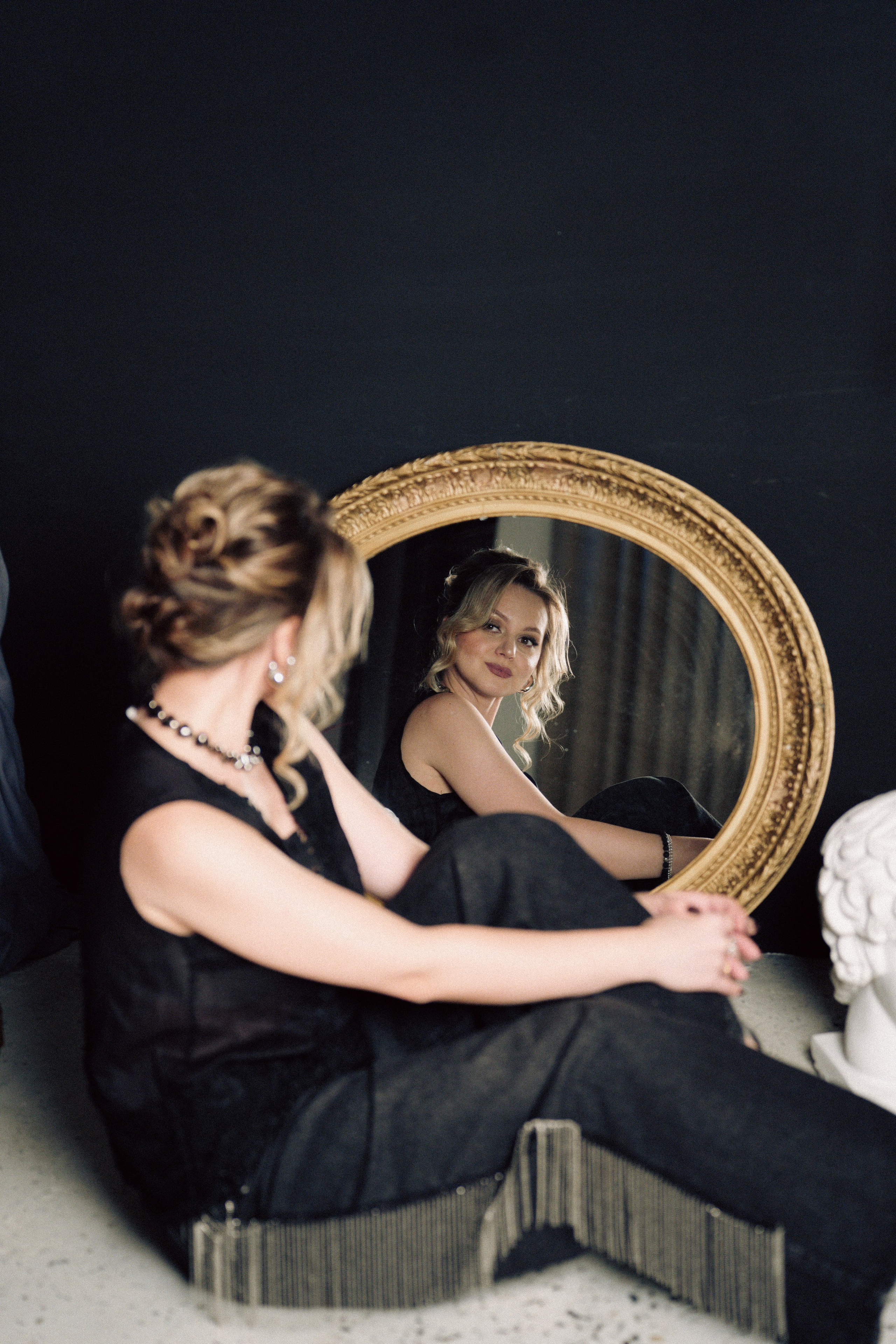 НОВОГОДНЯЯ ФОТОСЕСИИЯ В СТУДИИ ДЛЯ ДЕВУШКИ И ПРОГУЛКА ПО ЧЕРНЫШЕВСКОЙ. Профессиональный фотограф, Санкт-Петербург — Виктория Богомолова