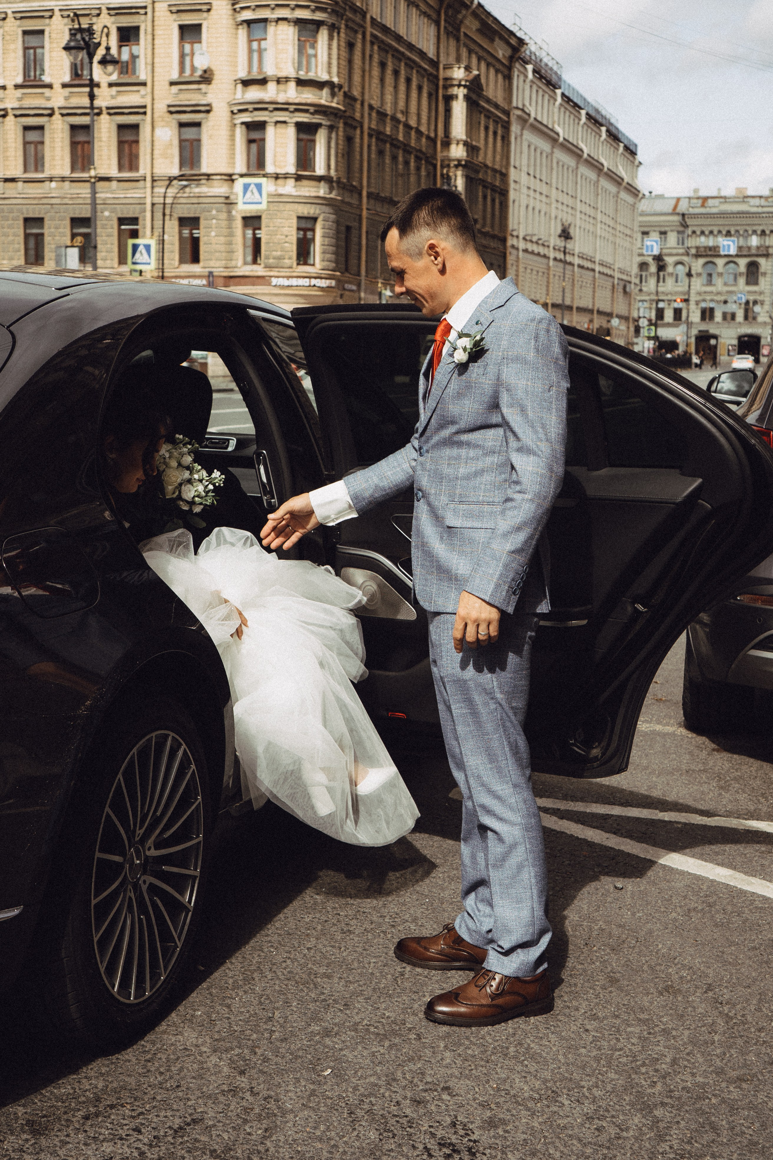 СВАДЕБНАЯ ПРОГУЛКА РЕСТОРАН МЫ ЖЕ НА ТЫ И ФОТОСЕССИИЯ С АВТОМОБИЛЕМ. Профессиональный фотограф, Санкт-Петербург — Виктория Богомолова