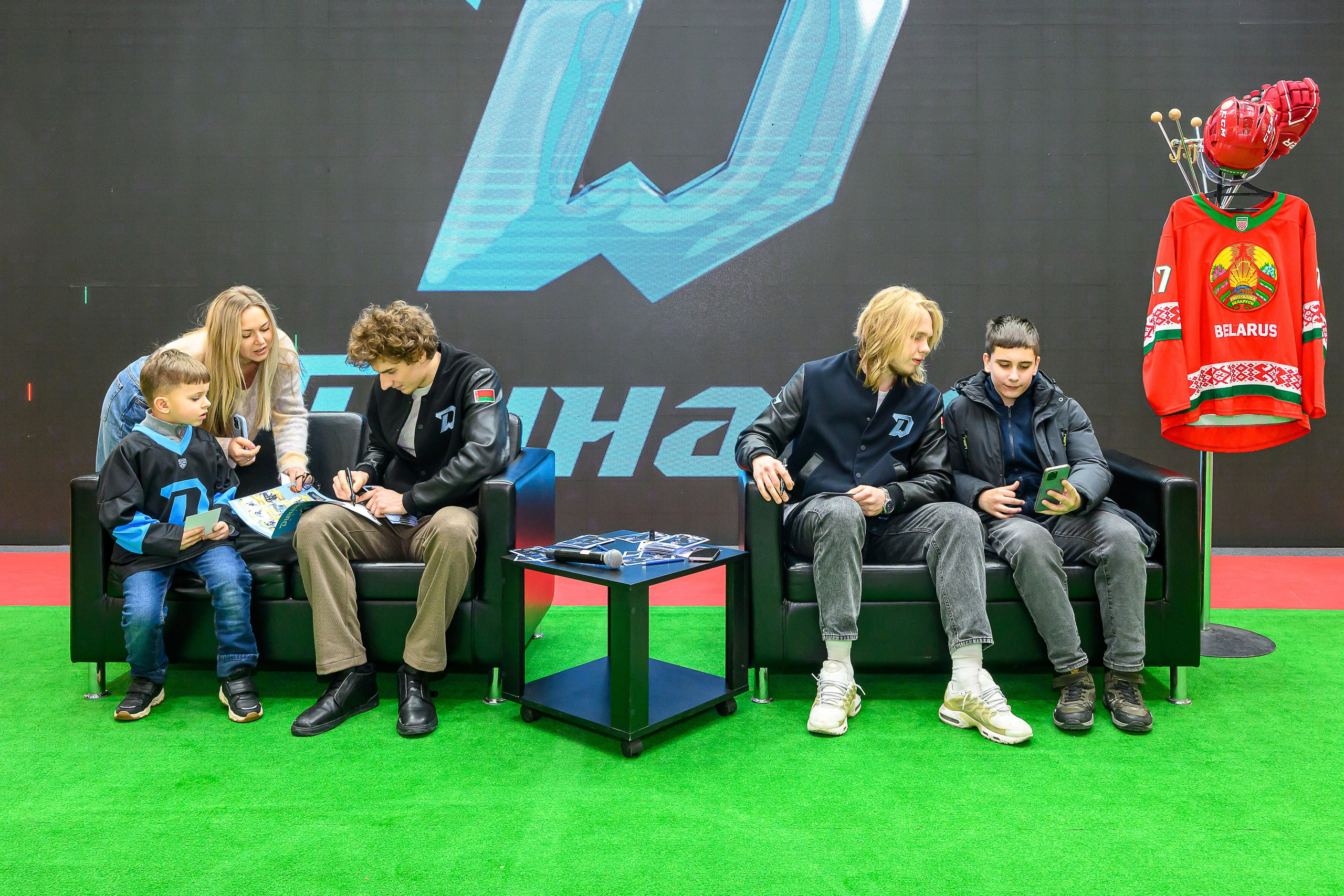 @hcdinamo.by. Фотоуслуги, услуги фотографа, фотографирование важных событий