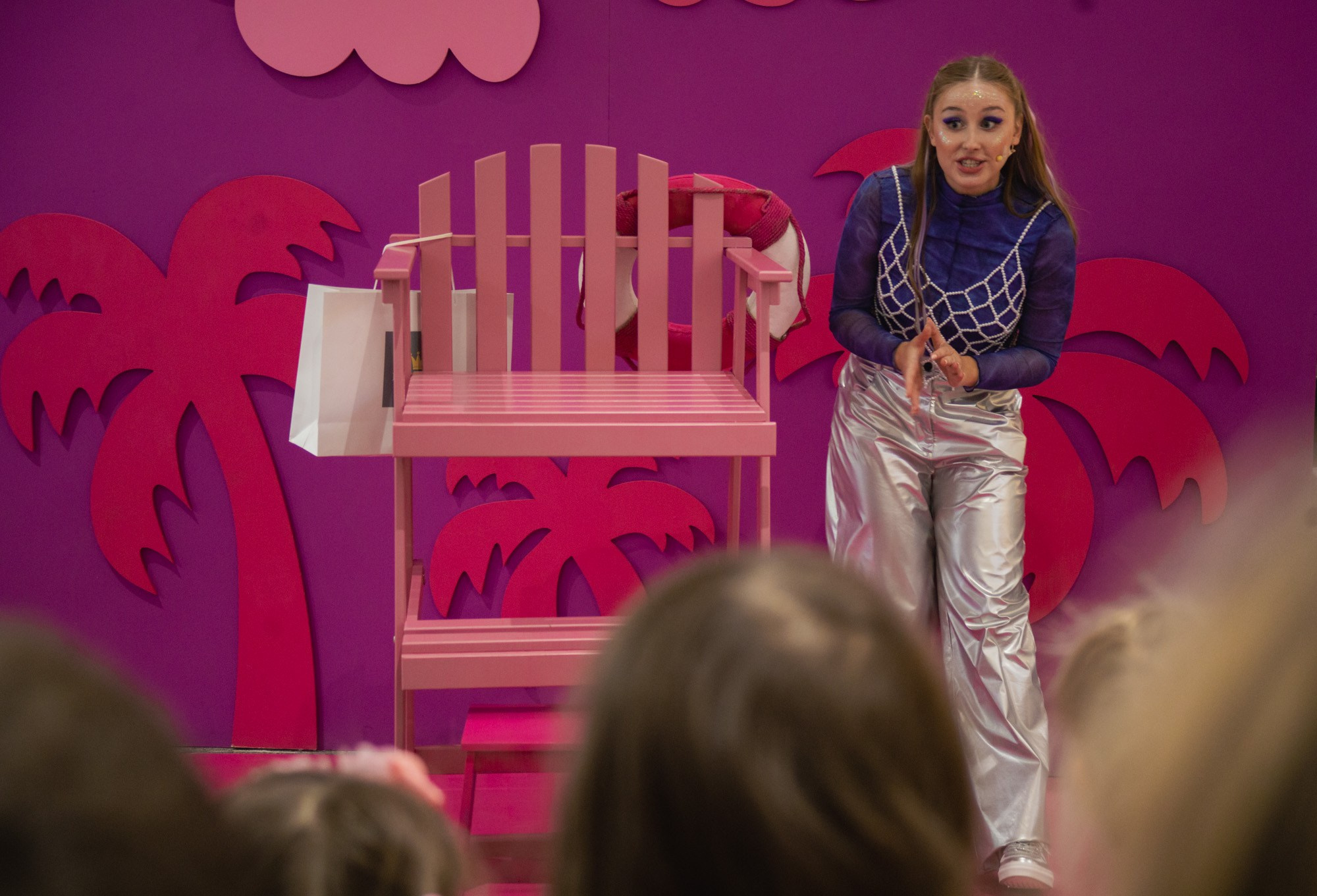 Сказка в ТЦ Океания. Репортажный и концертный фотограф в Москве Анастасия Осень