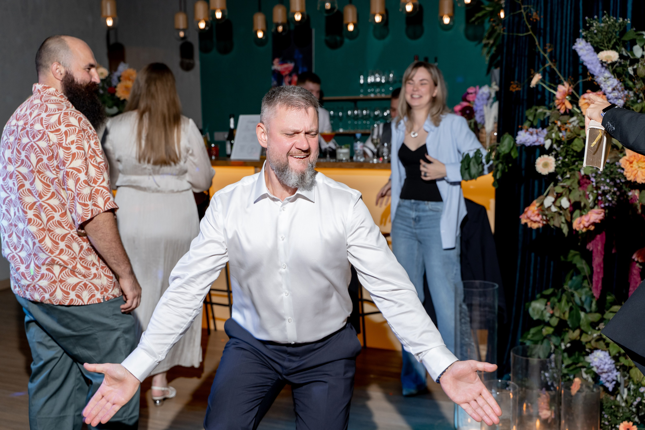 Репортаж мероприятия, репортажная съемка в Москве и Московской области, фотограф на мероприятие, фотосъемка юбилея, репортаж свадьбы, event, фотосессия на фотозоне, фотограф на юбилей, фотограф на день рождения, репортажный фотограф, съемка мероприятия, съемка на фотозоне, фотограф на корпоратив, фотограф на свадьбу, фотограф на детский праздник, фотограф на выпускной. Свадебный репортаж в лофте.