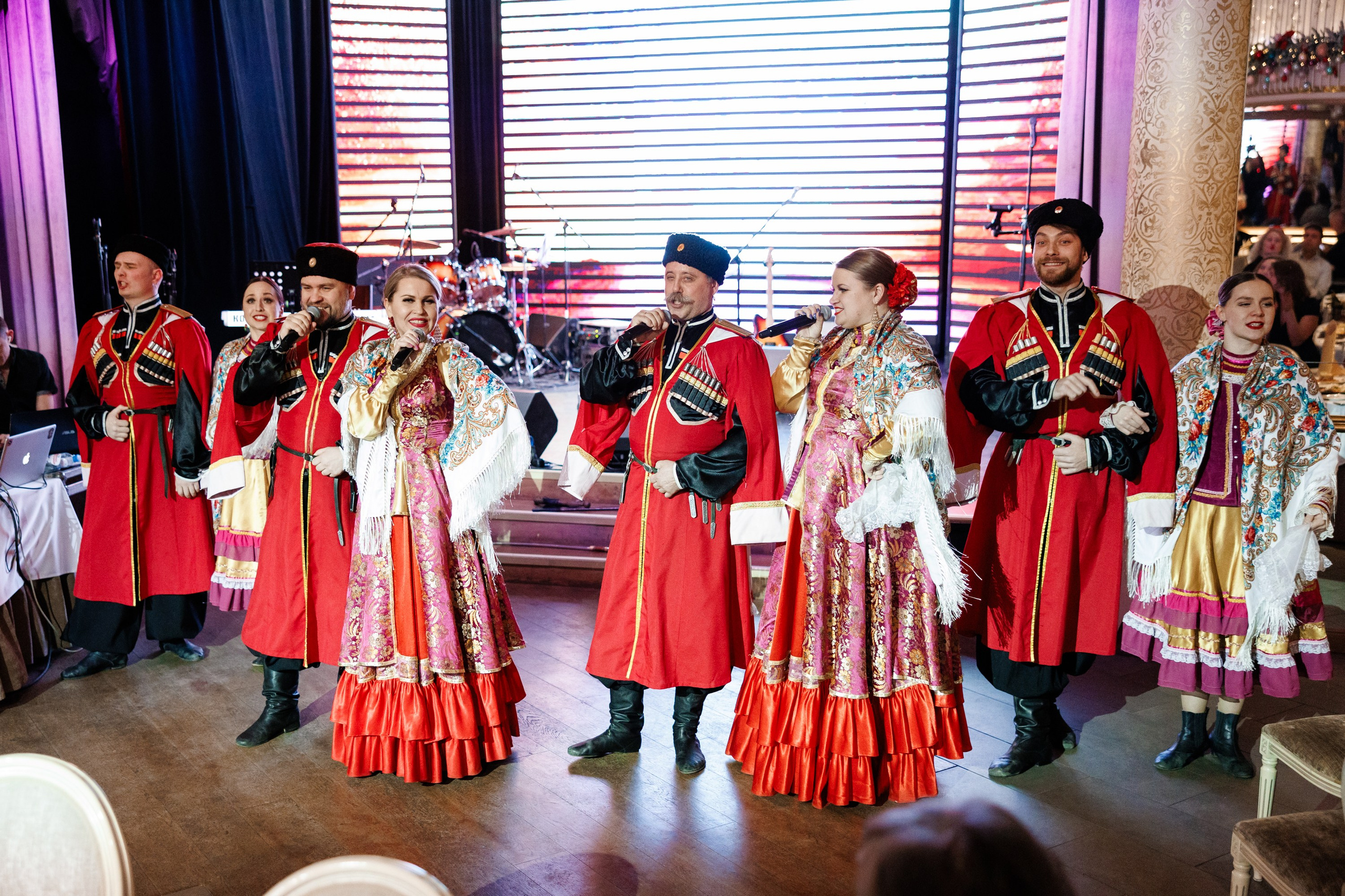 Новогодний корпоратив в ресторане Тройка. Фотограф в Санкт-Петербурге — Сергей Петров