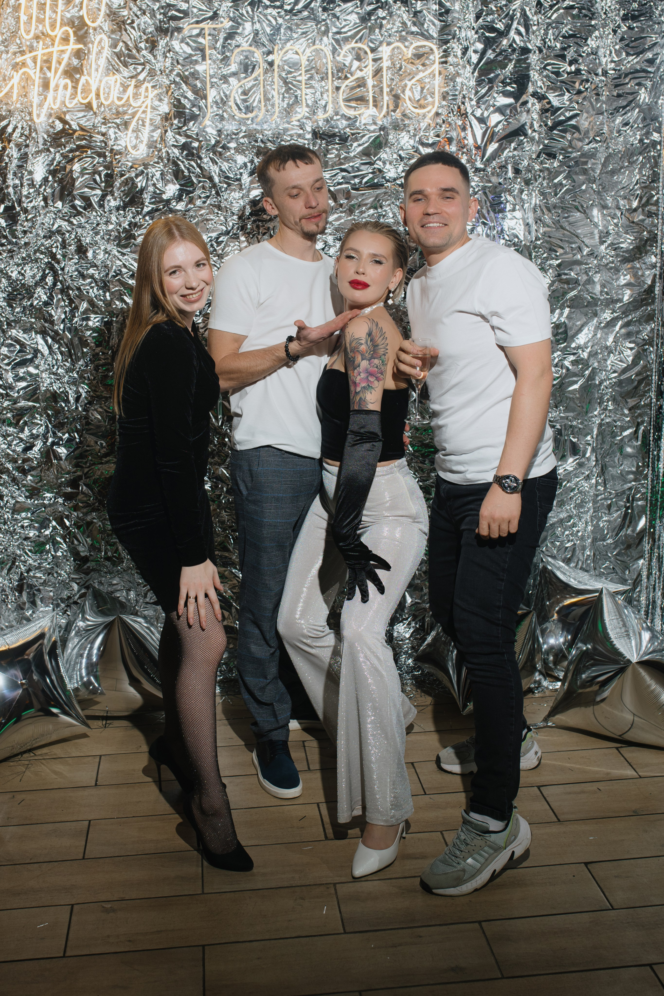 День рождения Томы — Let`s Talk Bar. Свадебный фотограф Екатеринбург/Челябинск — Любовь Волохова