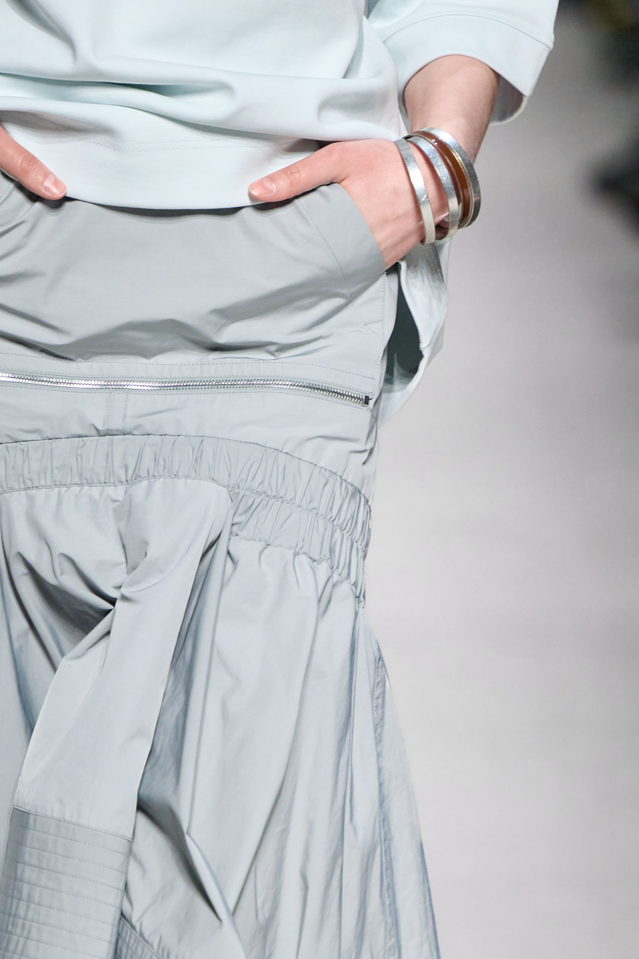 Efremov. Московская неделя моды. 2025. Дима Бабушкин. Фотограф. Подиум. Репортаж. Творчество. Дорого