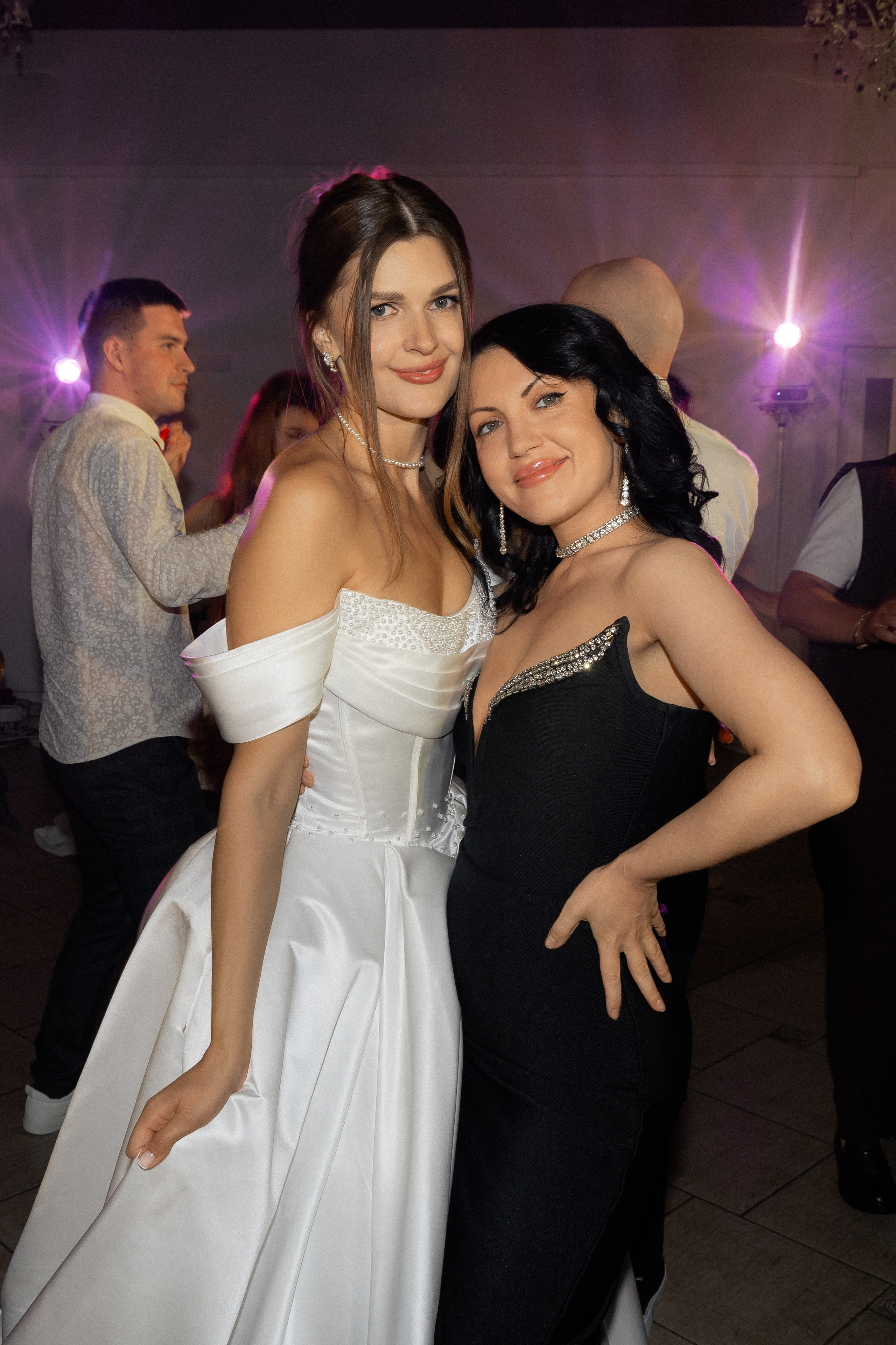 Свадебная фотосессия Анастасии и Игоря в Усадьбе Легенда. Свадебный фотограф в Минске/Беларуси Сергей Спиридонов