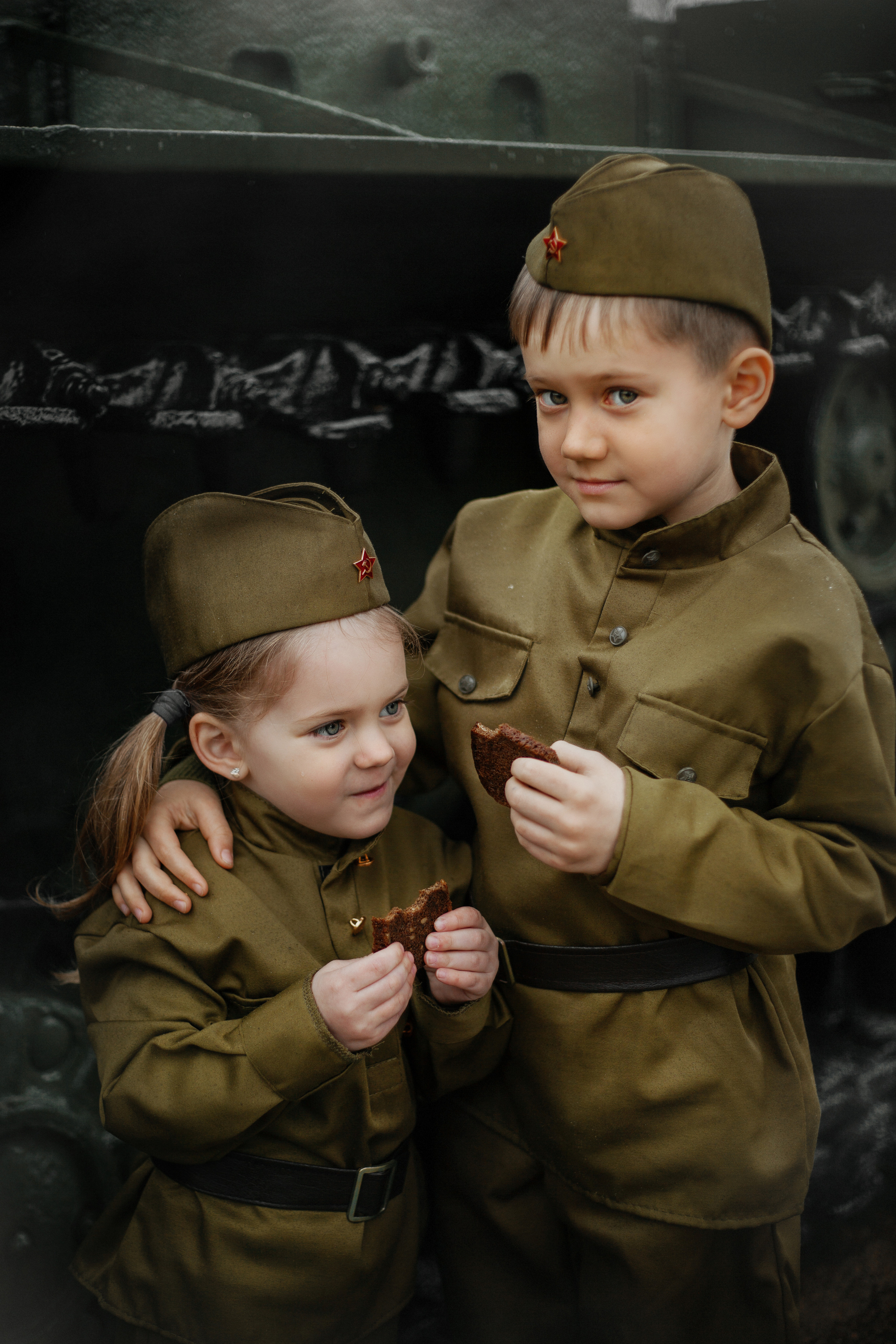 Детская съёмка ко Дню Победы. Фотограф в Санкт-Петербурге и Ленинградской области Катя Нугу