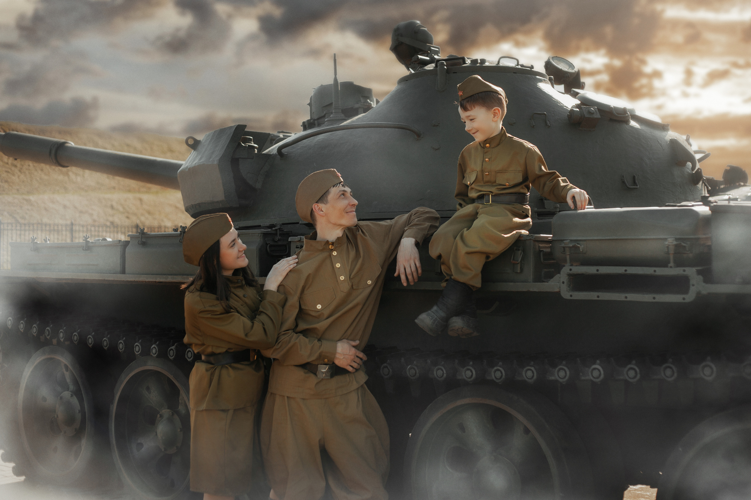 Семейная съёмка ко Дню Победы. Фотограф в Санкт-Петербурге и Ленинградской области Катя Нугу