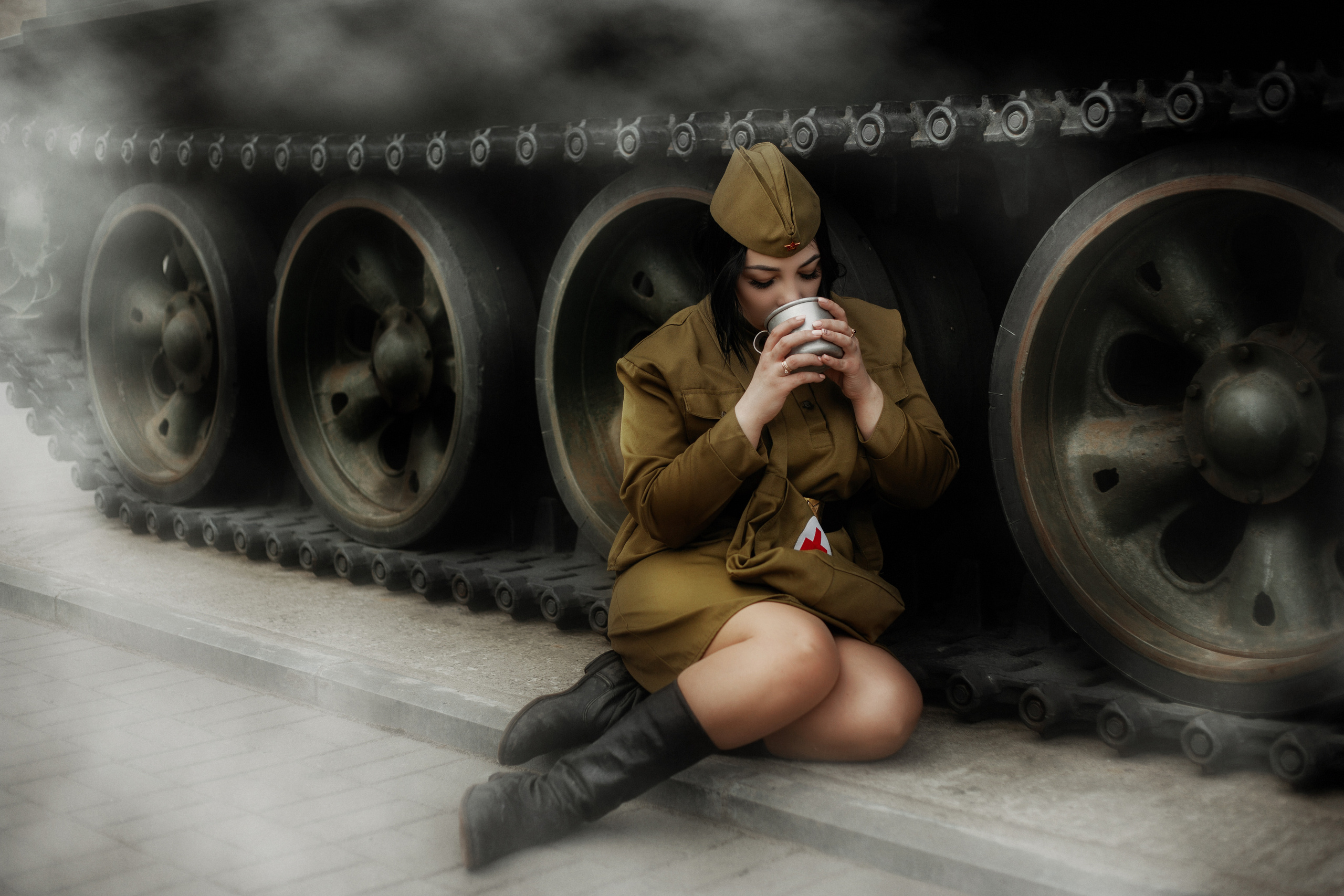 Снежана и Иван фотосессия ко Дню победы. Фотограф в Санкт-Петербурге и Ленинградской области Катя Нугу