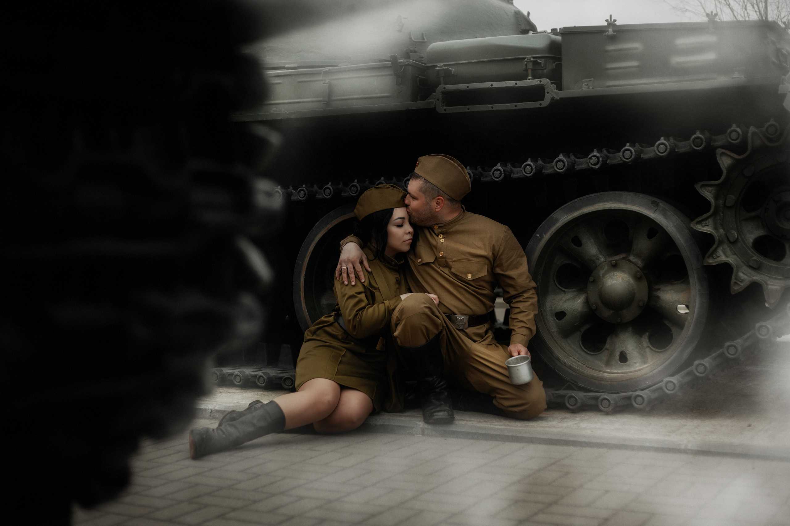 Снежана и Иван фотосессия ко Дню победы. Фотограф в Санкт-Петербурге и Ленинградской области Катя Нугу