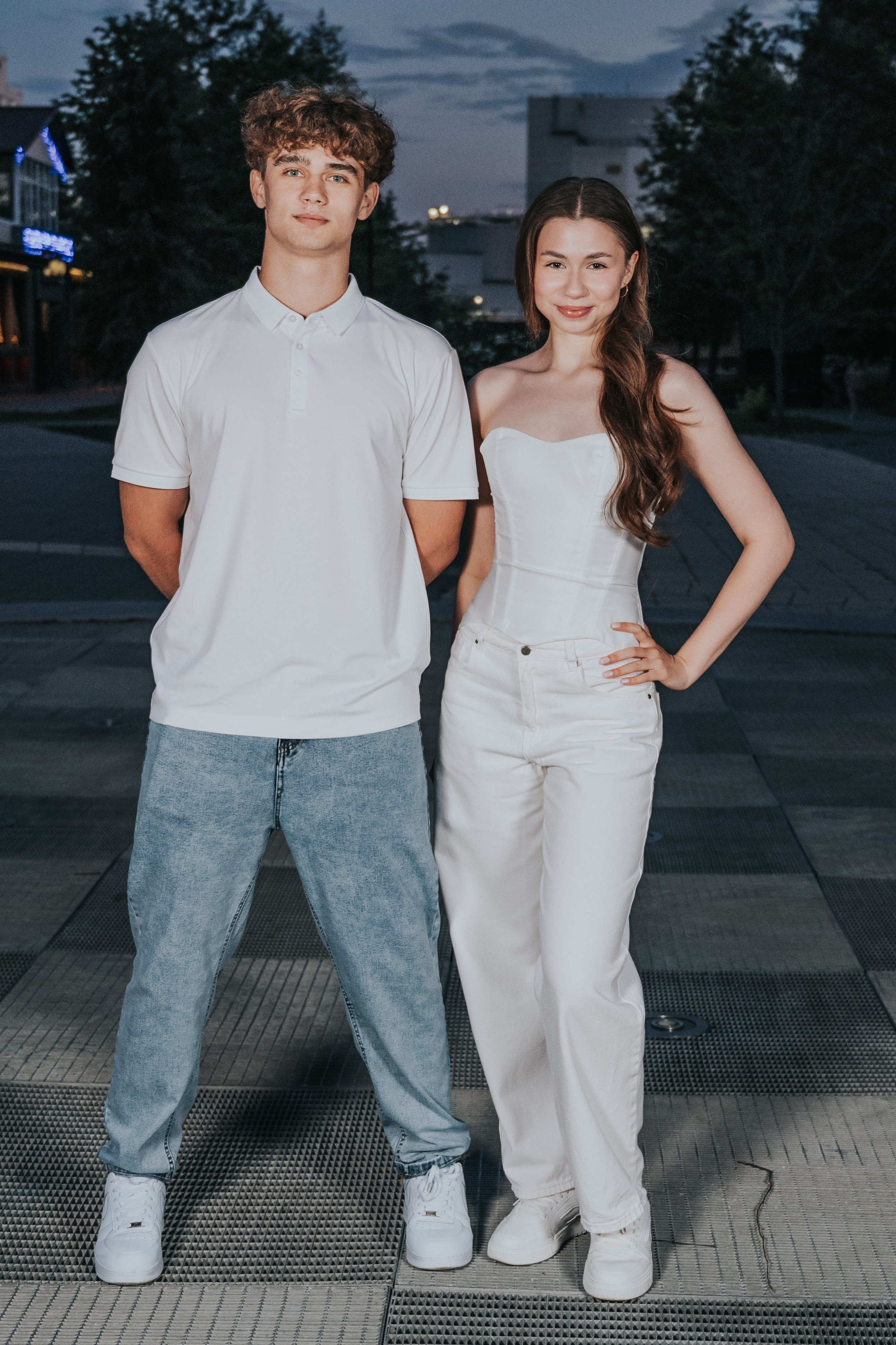 Ночная. Выпускные альбомы и Школьный фотограф в Алексеевке, Бирюче, Красном