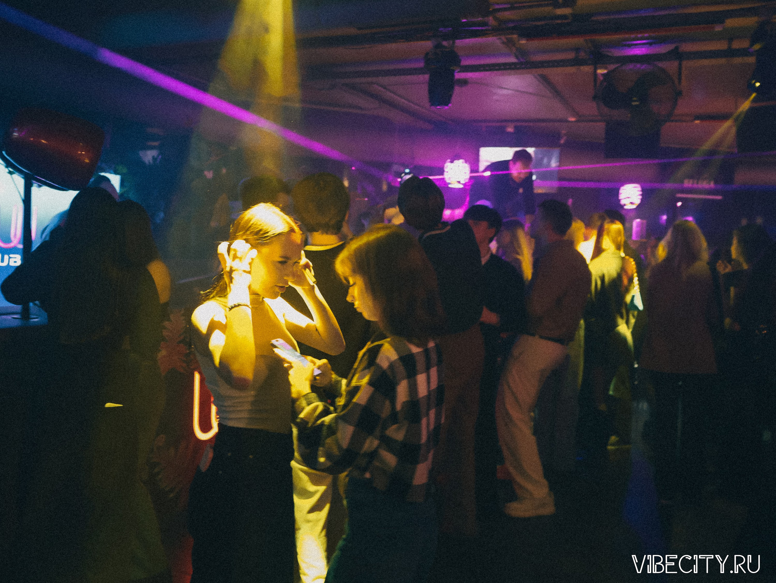 DOUBLE U. VIBECITY.RU Вайб Сити Ру Фоторепортажи Фотоотчеты Калининград