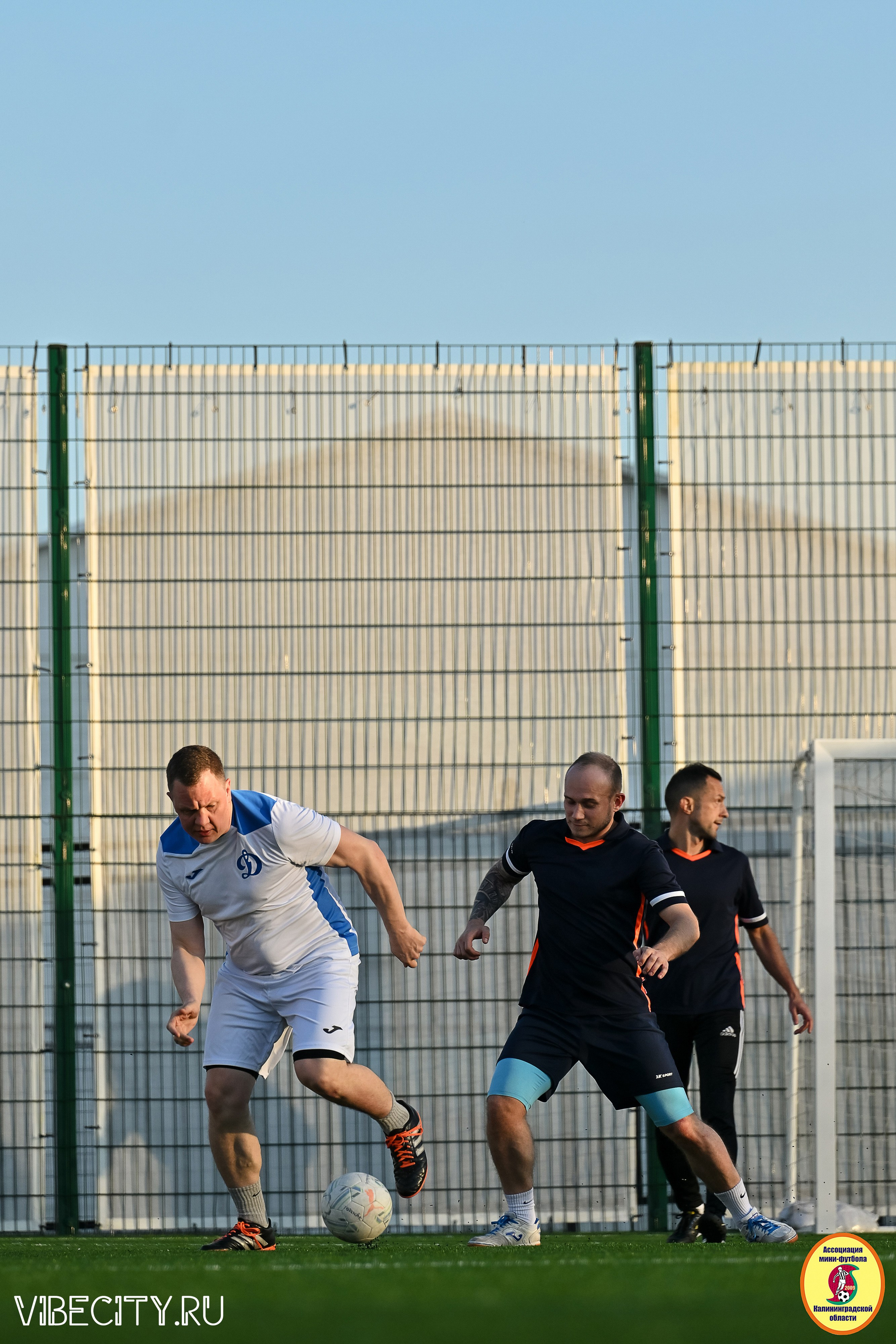 ИГРЫ МИНИ-ФУТБОЛЬНОЙ И КОРПОРАТИВНОЙ ЛИГИ. VIBECITY.RU Вайб Сити Ру Фоторепортажи Фотоотчеты Калининград