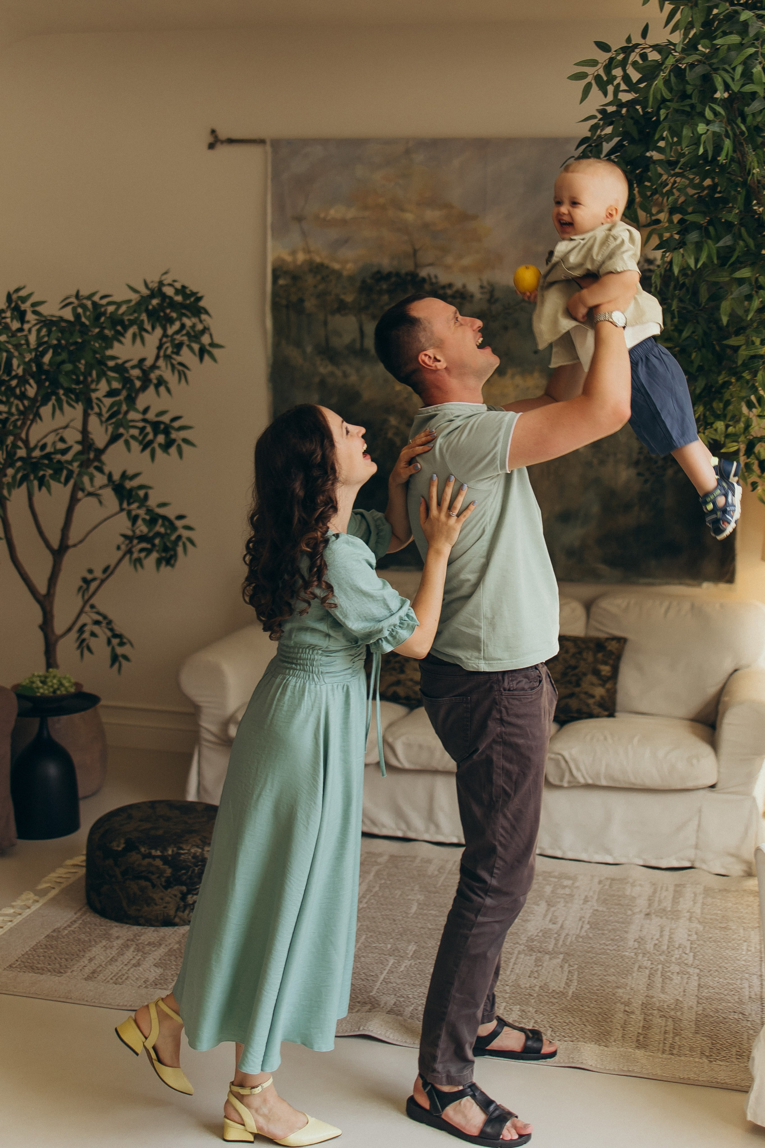 К двум годам Платона — зал Серена. Семейный фотограф в Краснодаре Храмова Анна