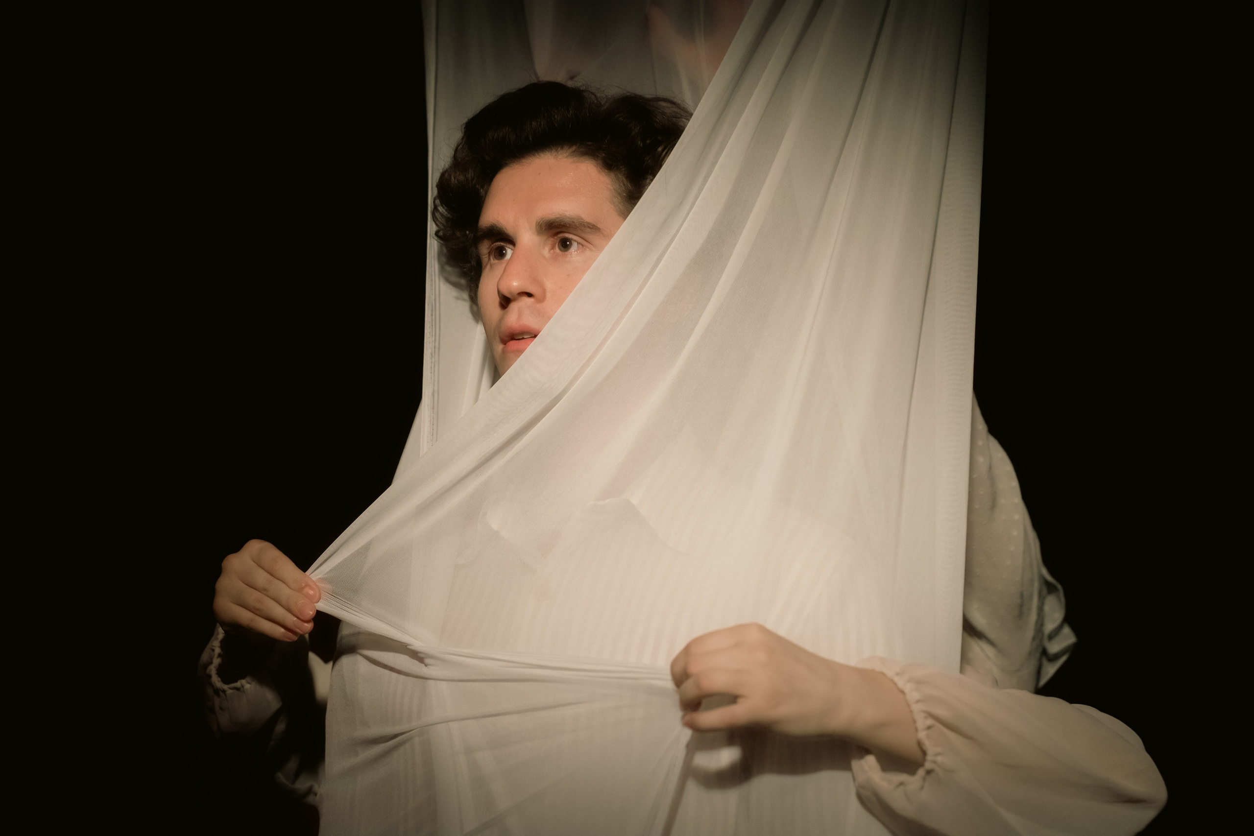 Строки. Фотограф и оператор в Москве Елизавета Коргалидзе