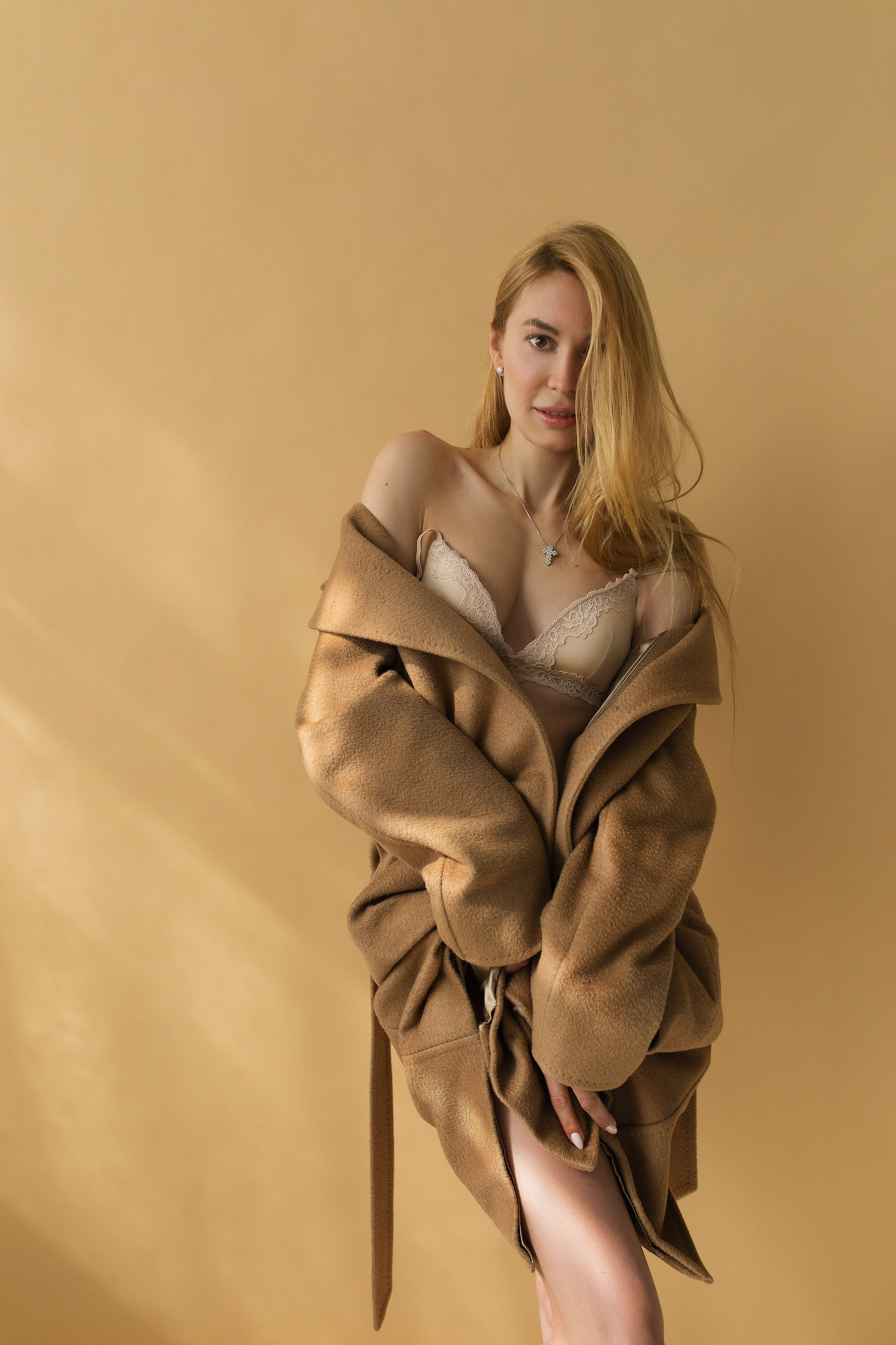 Студийная фотосессия для женщин | Снимки, раскрывающие вашу красоту