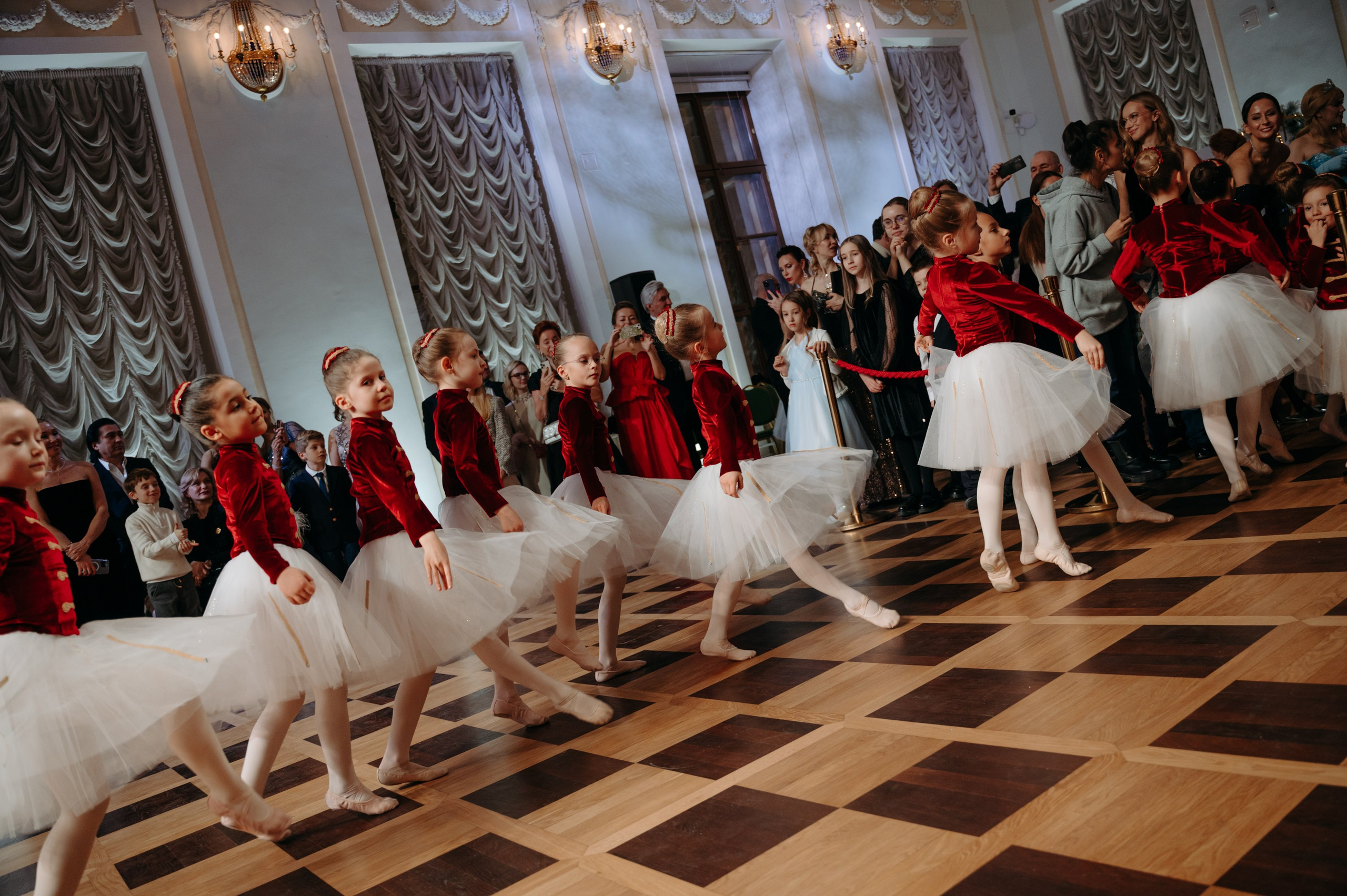 Центральная Балетная Школа зимний бал. Фотограф в Москве Илья Максимов