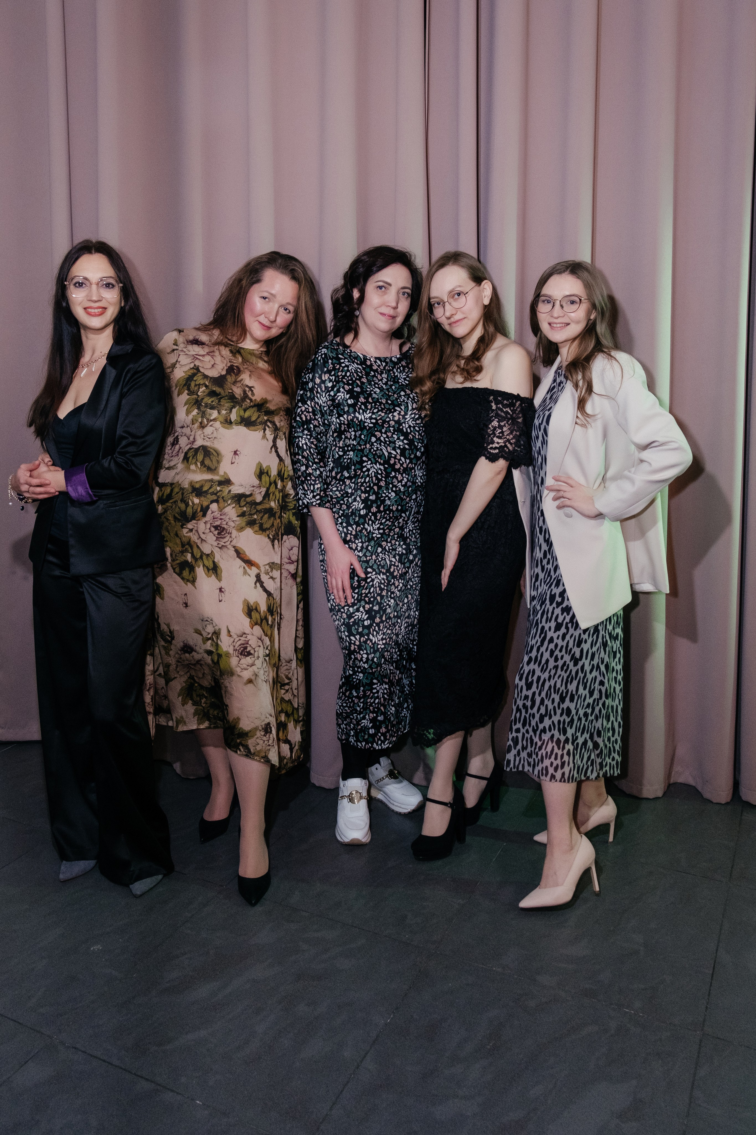 Фотосъемка корпоратива в Екатеринбурге. Свадебный фотограф в Екатеринбурге — заказ профессиональной фотосесии, все виды фотосъемки