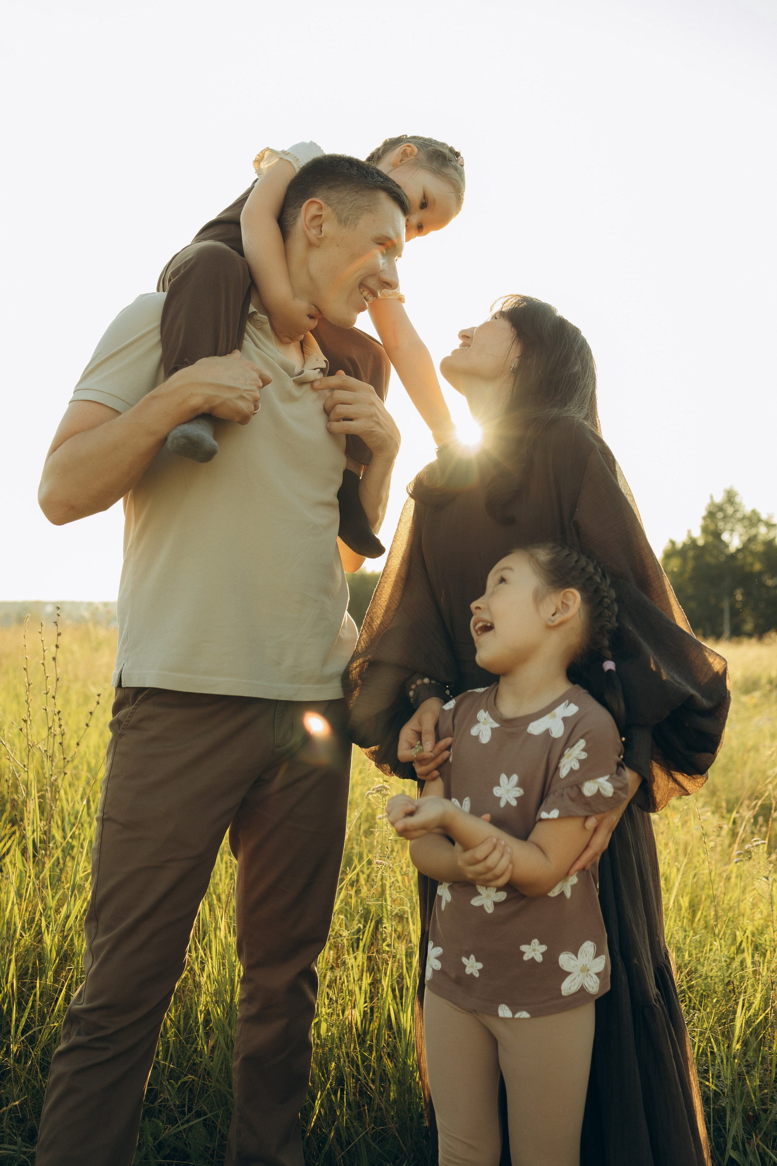 На природе. Семейный фотограф Новосибирск Фотограф на выписку Новосибирск