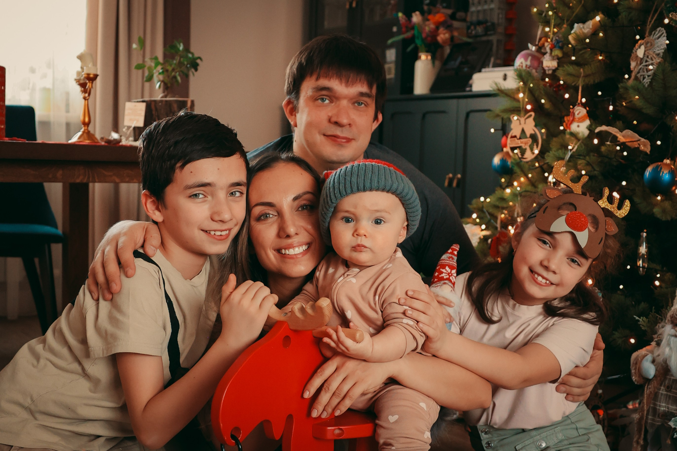 Новогоднее печенье всей семьей. Ваш семейный newborn и lifestyle фотограф в СПБ Наталья Журавлева