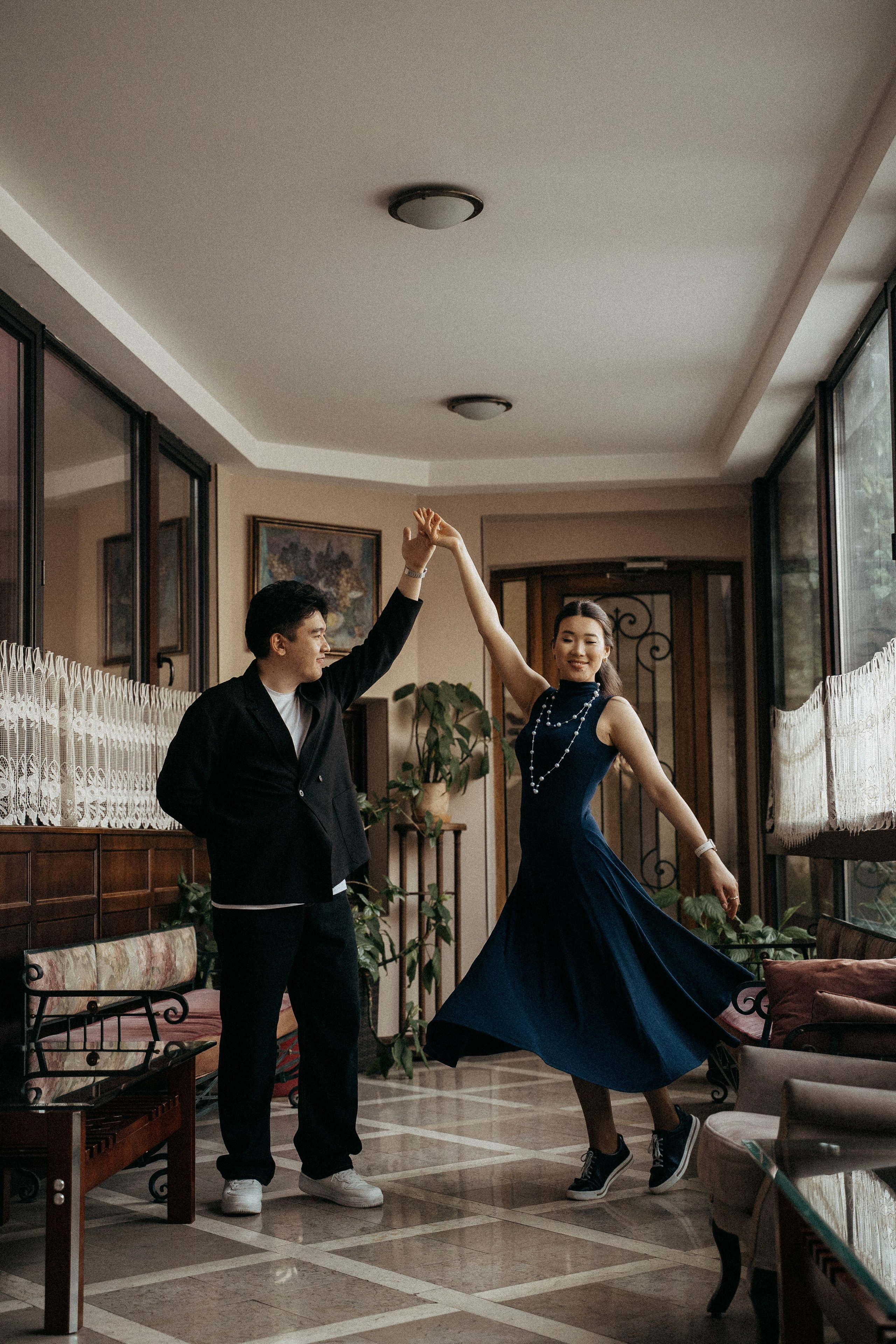 Рука в руке