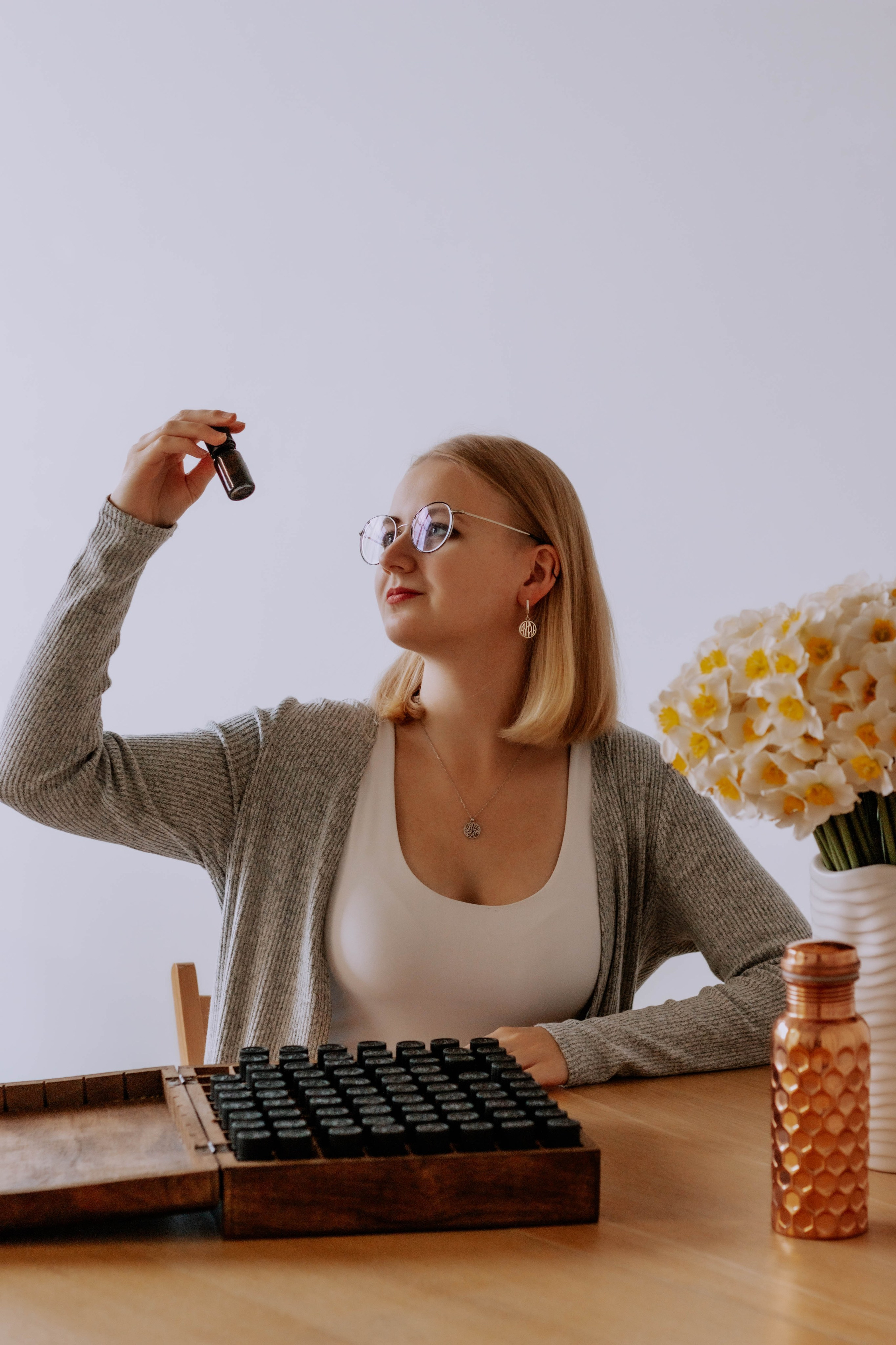 Алиса — Ароматерапевт. Бережно сохраняю ваши чувства и истории на своих фотографиях