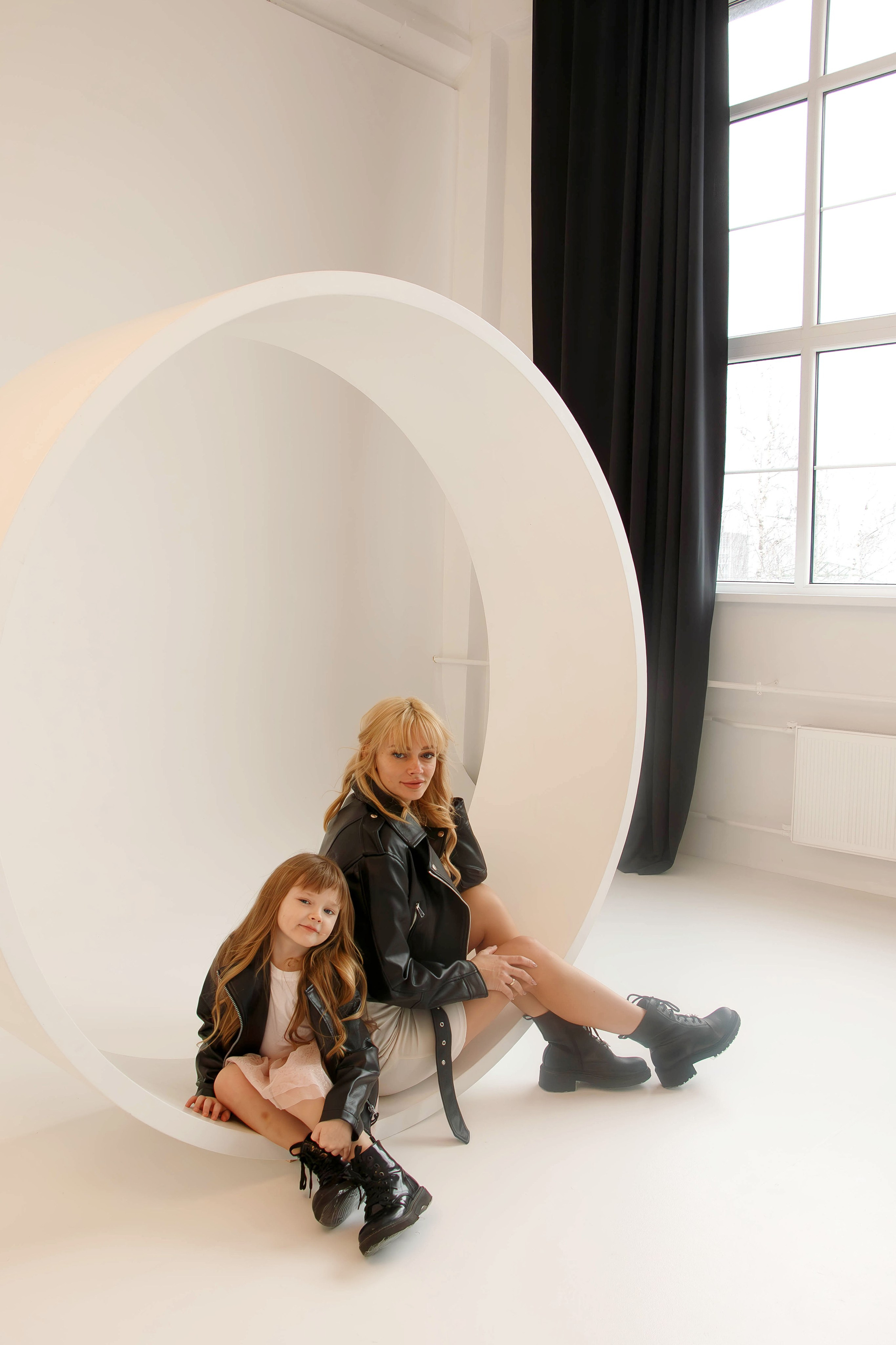 EVIJA&MILANA. Бережно сохраняю ваши чувства и истории на своих фотографиях