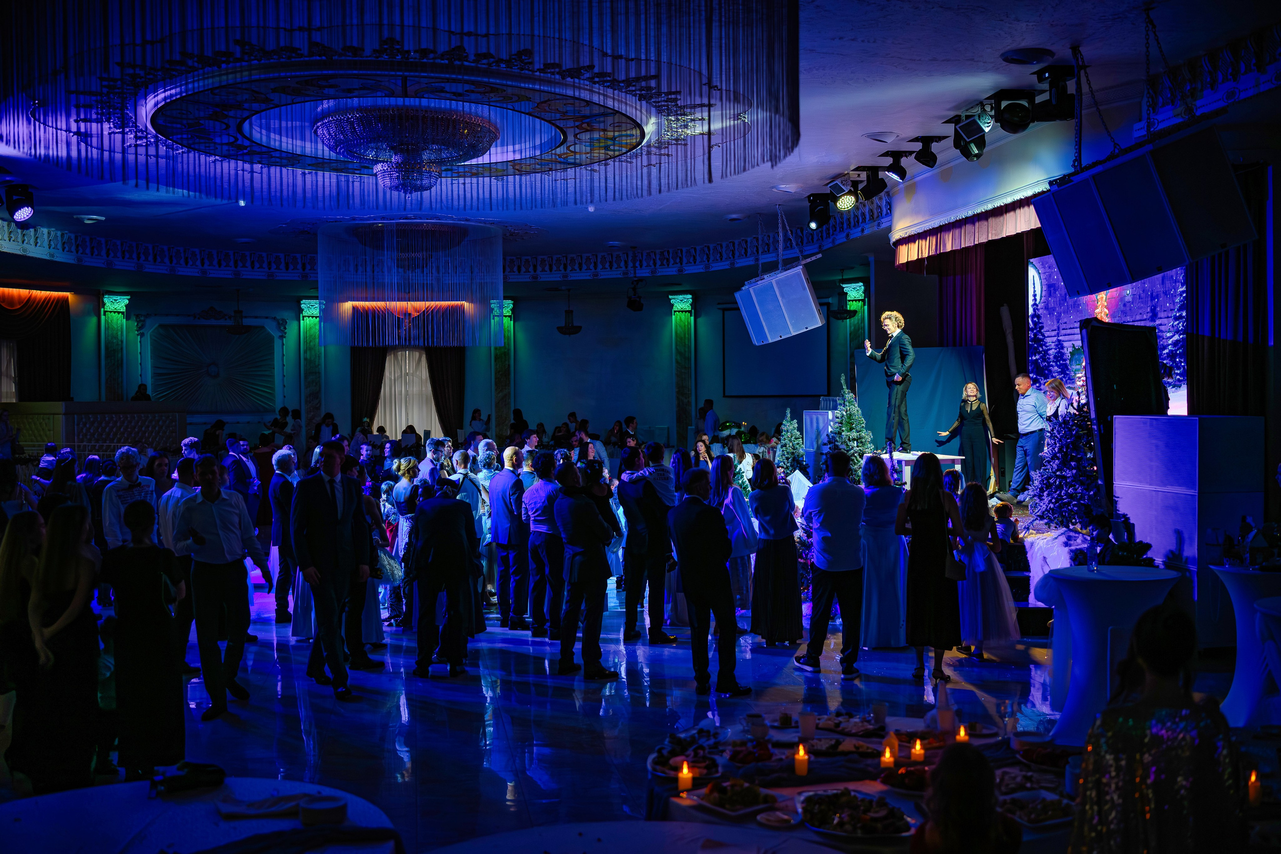 Репортажная фотосъемка мероприятий в Москве. Новогодний концерт 2025/2026. Интерьерный & Репортажный фотограф Озеров Денис, г. Москва