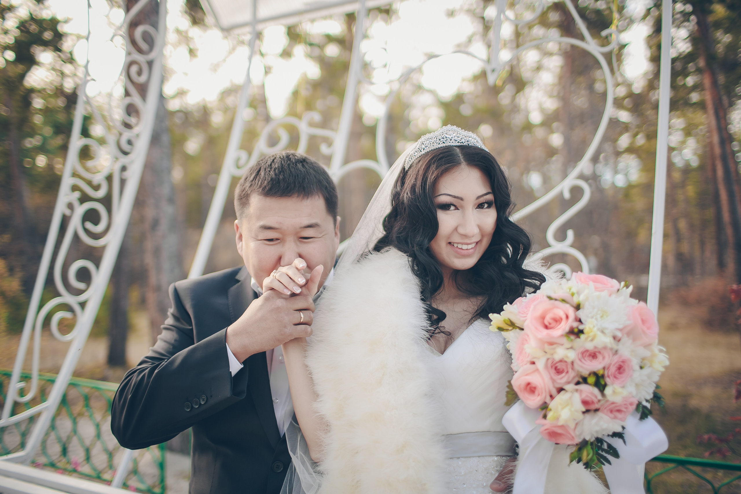 Летнее свадебное фото. Фотограф Надежда Куин, Якутск