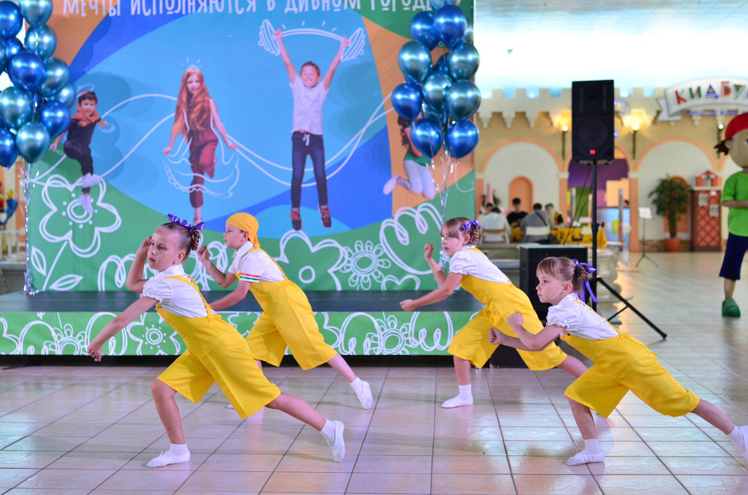 Танцы. Фото детских спортивных мероприятий и всякое интересное через объектив
