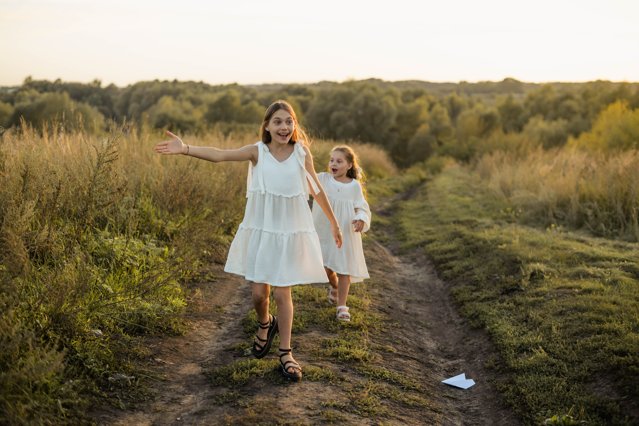 Закат в августе в шубке лисы. Свадебный и семейный фотограф в Новосибирске, Санкт-Петербурге, Москве