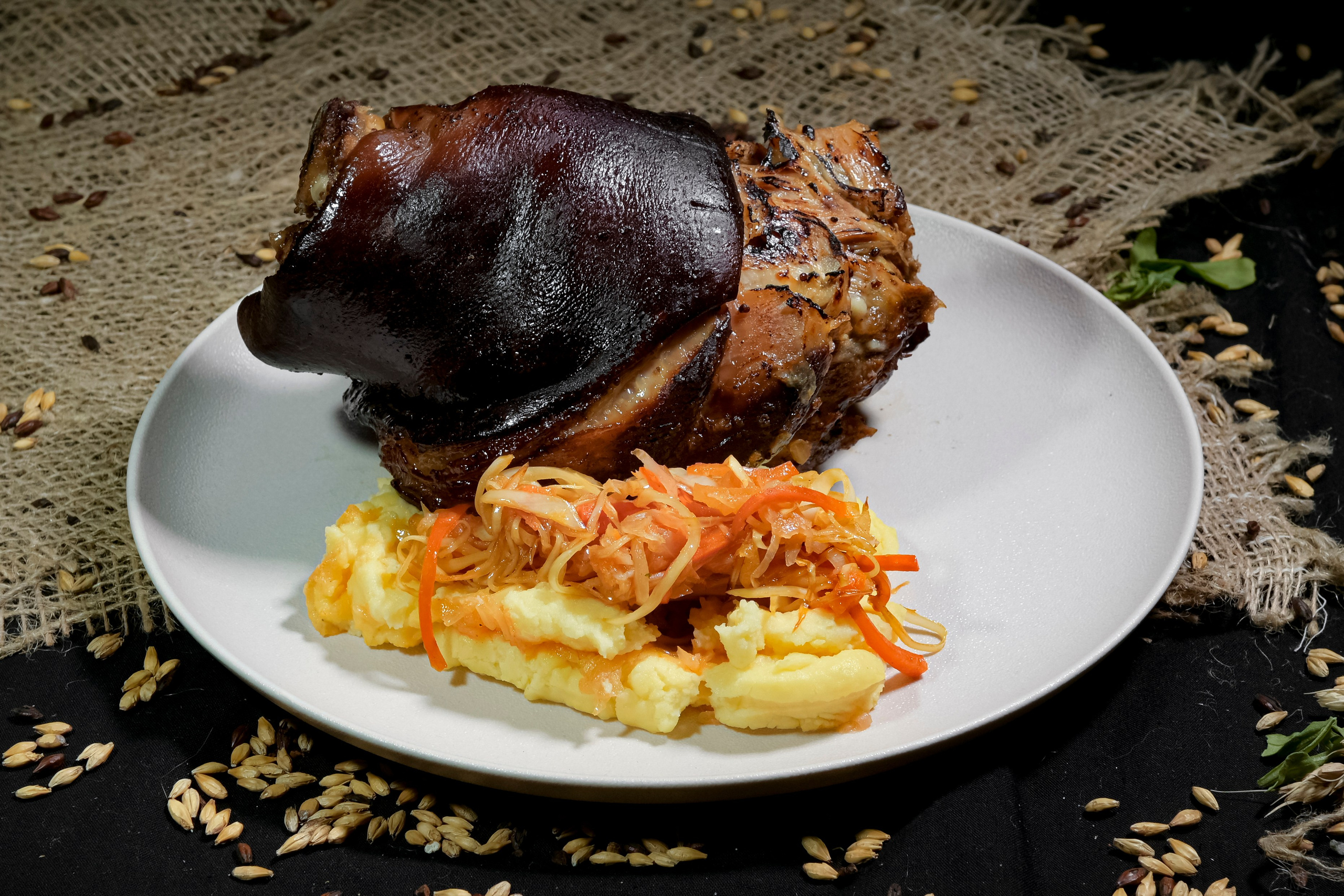 Пиво, Домодедовоская пивоварня, паб домодедово. пиво домодедово, пивоварня Домодедово, купить пиво домодедово, разливное пиво домодедово, доставка пива домодедово, пиво колбаски домодедово, мир пива домодедово, мир пиво колбаски домодедово, аэропорт домодедово пиво, брамен пиво домодедово